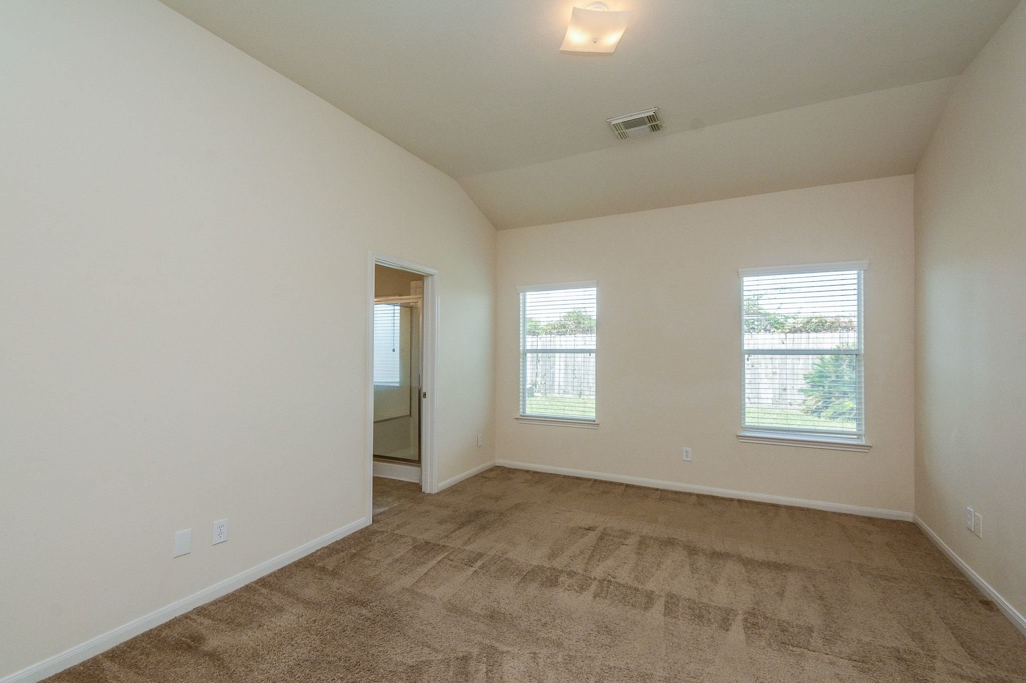 2223 Castle Garden Property Photo 21