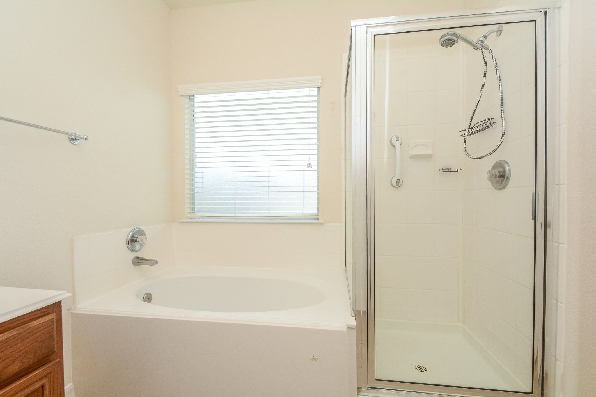 2223 Castle Garden Property Photo 24