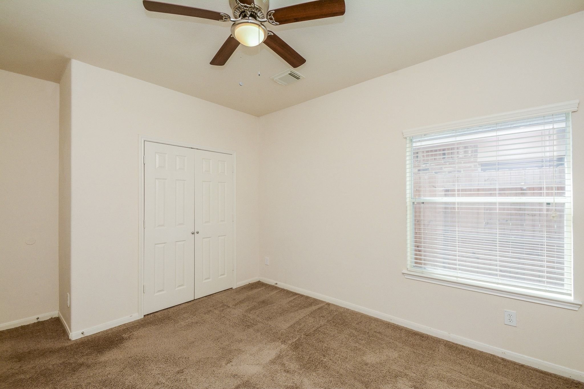 2223 Castle Garden Property Photo 30