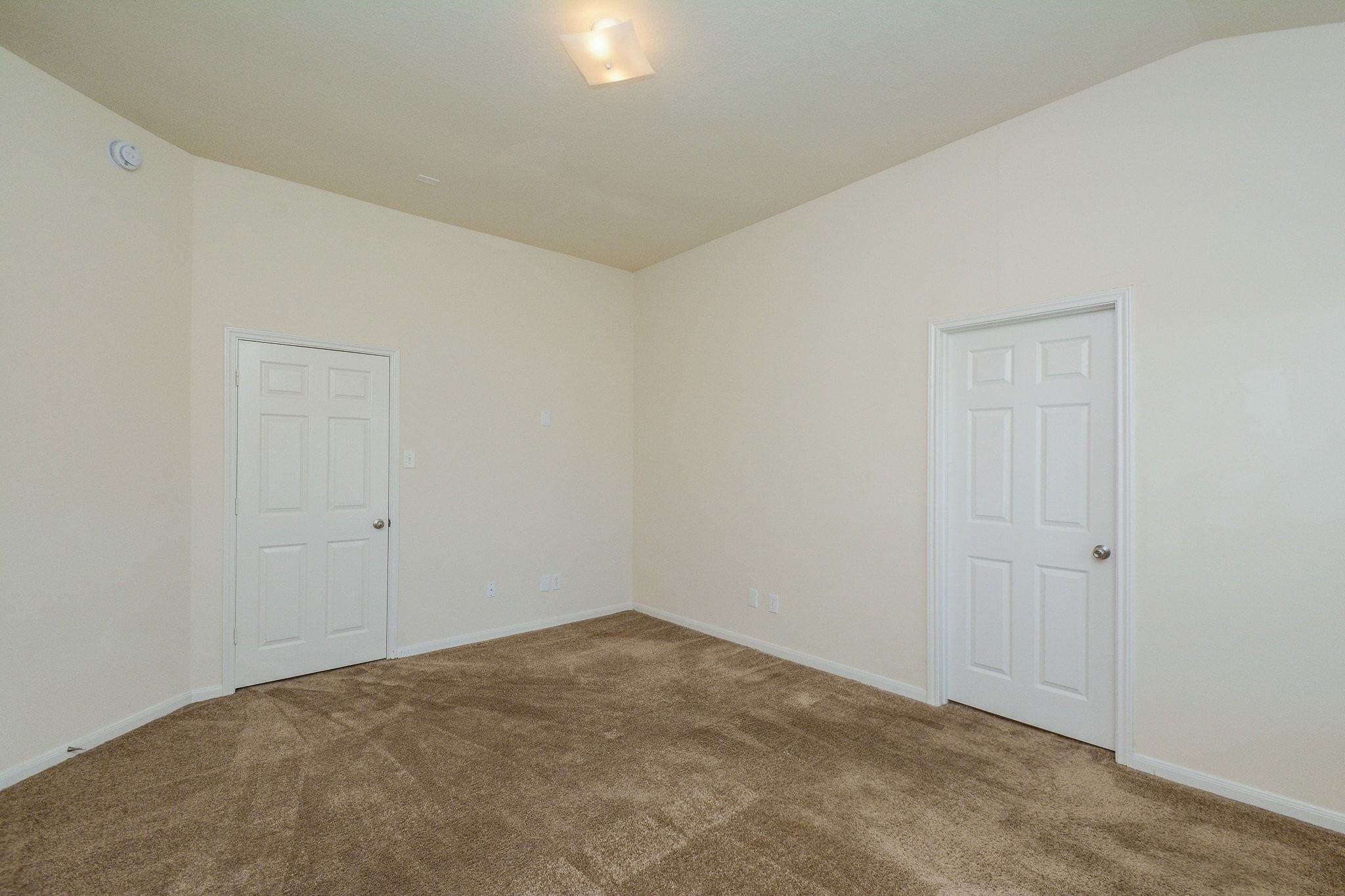 2223 Castle Garden Property Photo 32