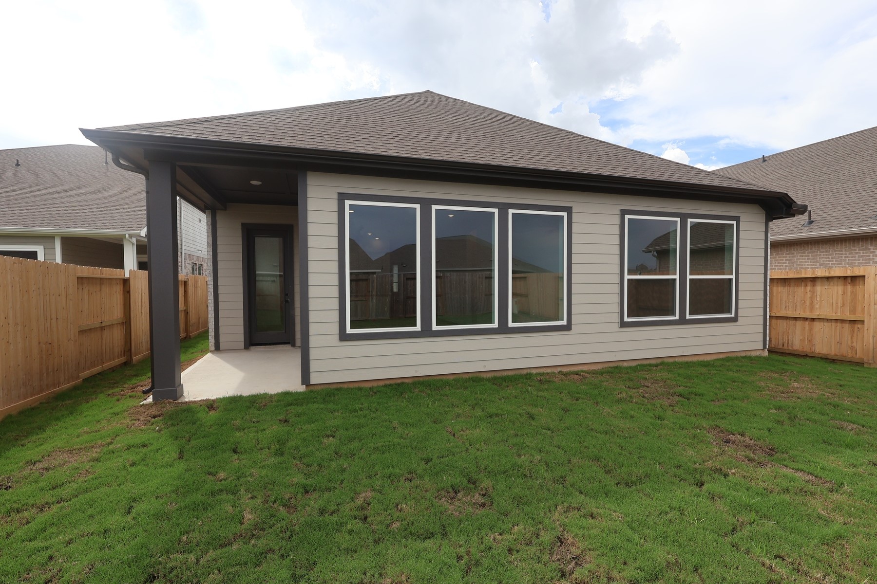 31926 Rich Meadows Court Property Photo 3