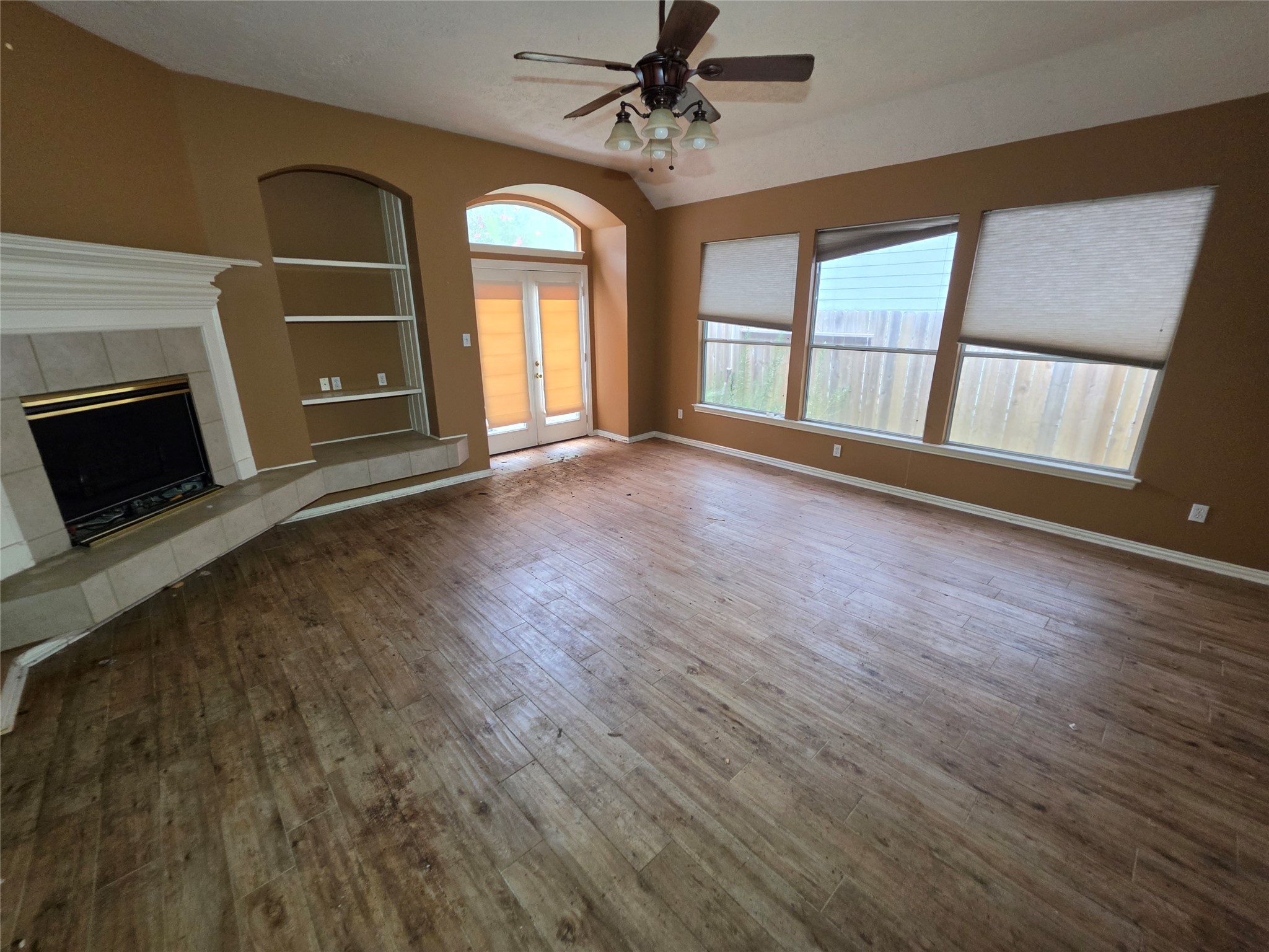 10218 Cherry Laurel Lane Property Photo 9