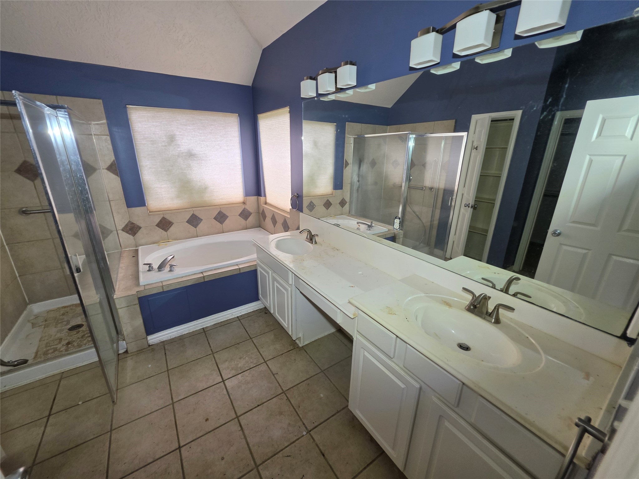 10218 Cherry Laurel Lane Property Photo 14