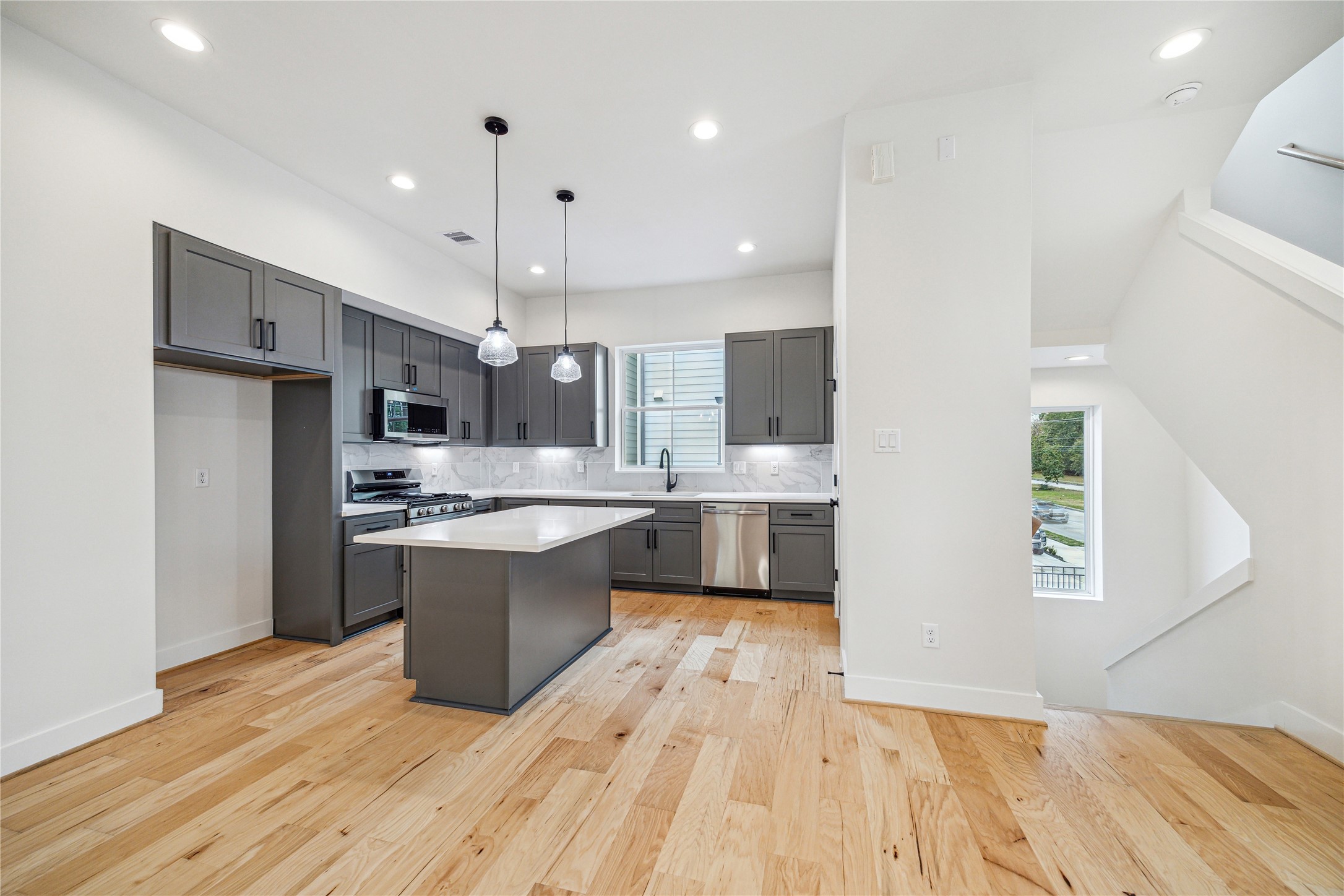 5502a Wheatley Street Property Photo 1