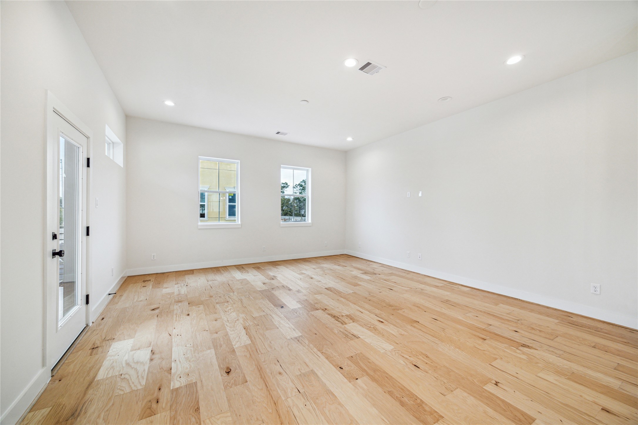 5502a Wheatley Street Property Photo 5