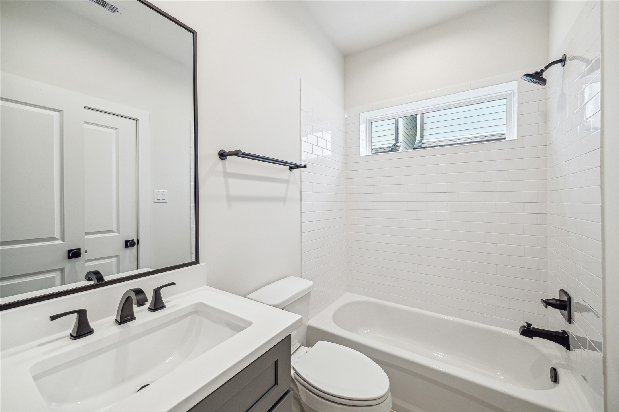 5502a Wheatley Street Property Photo 9