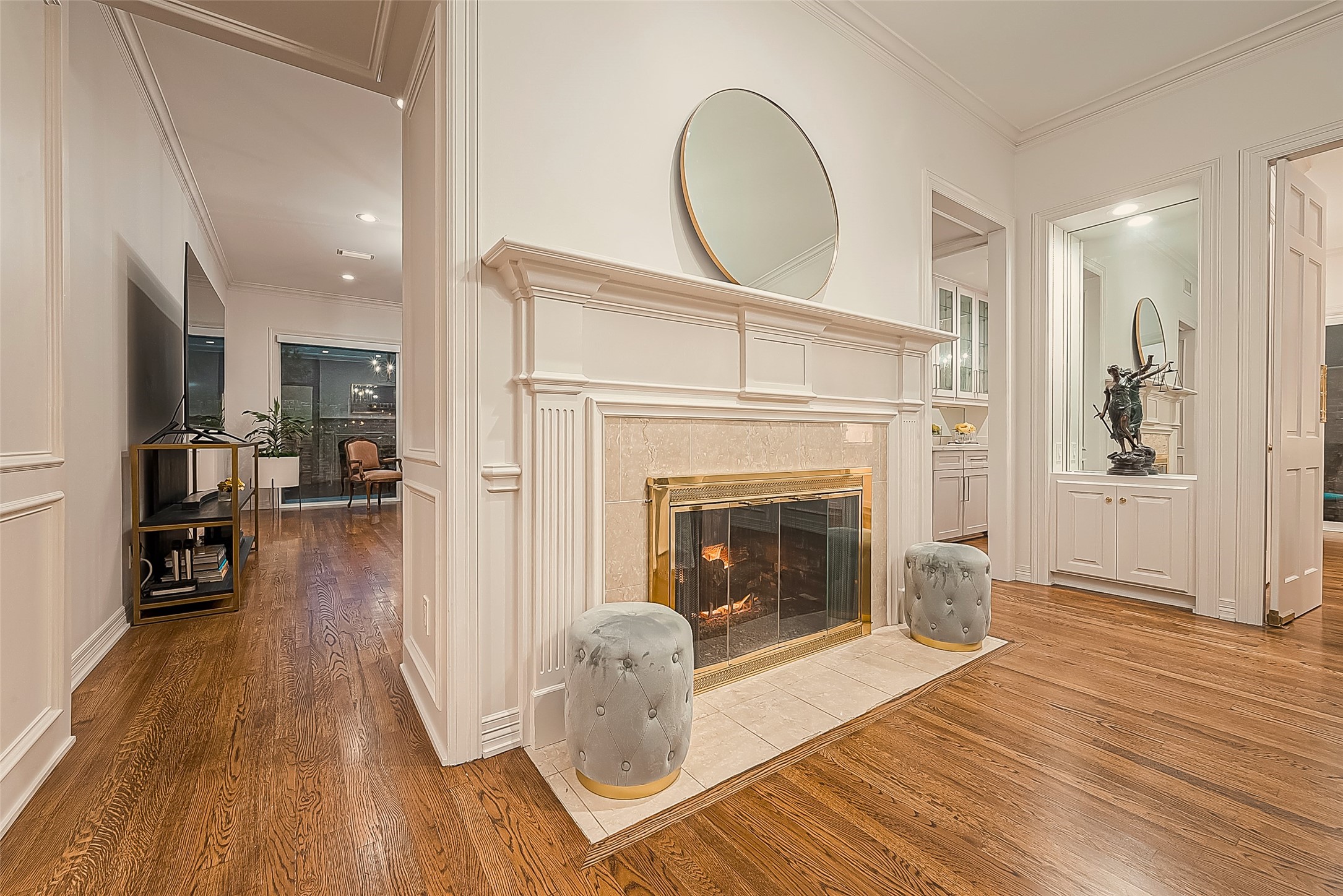 983 S Post Oak Lane Property Photo 11