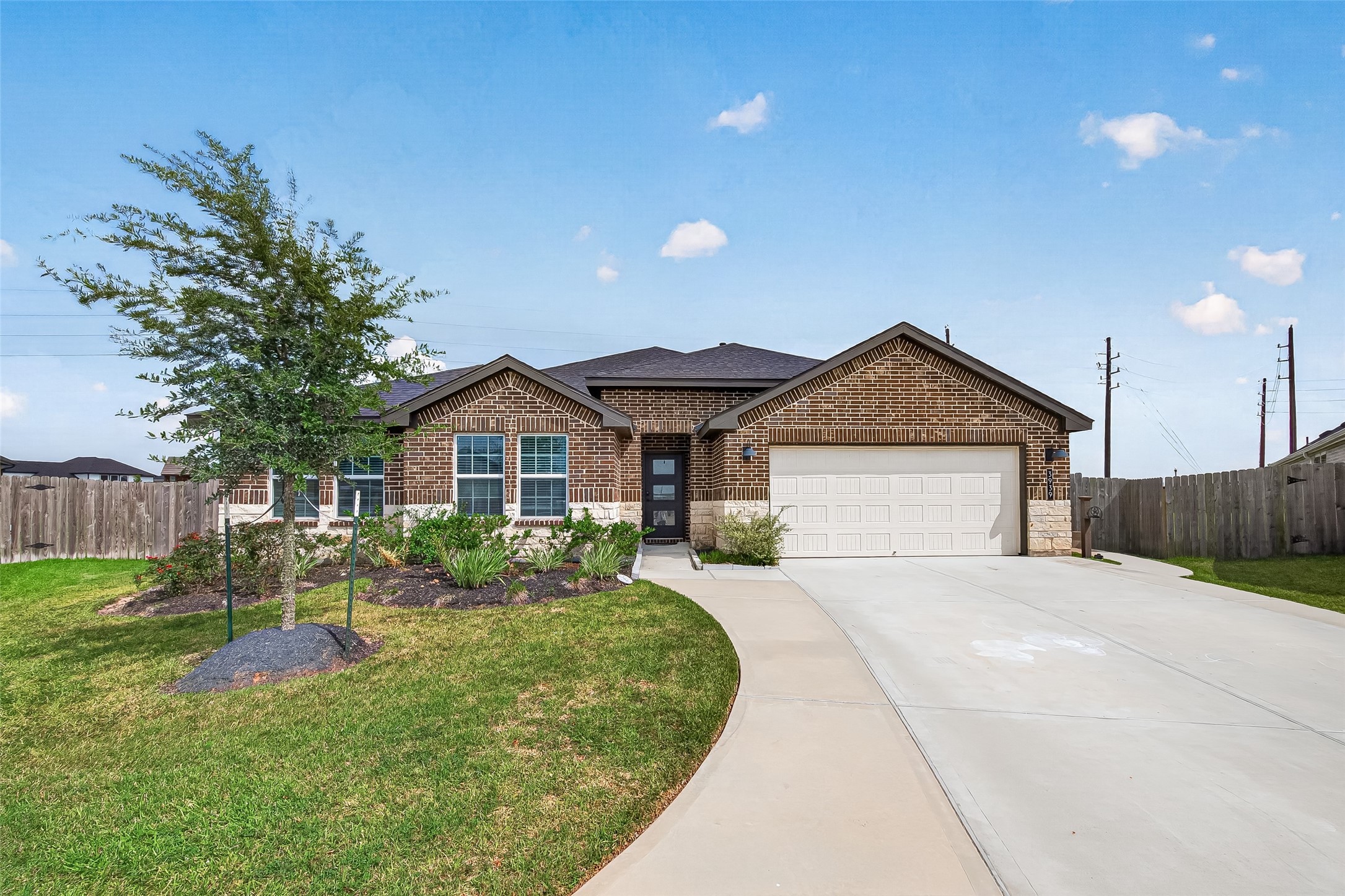 3939 Hordley Terrace Trail Property Photo 4