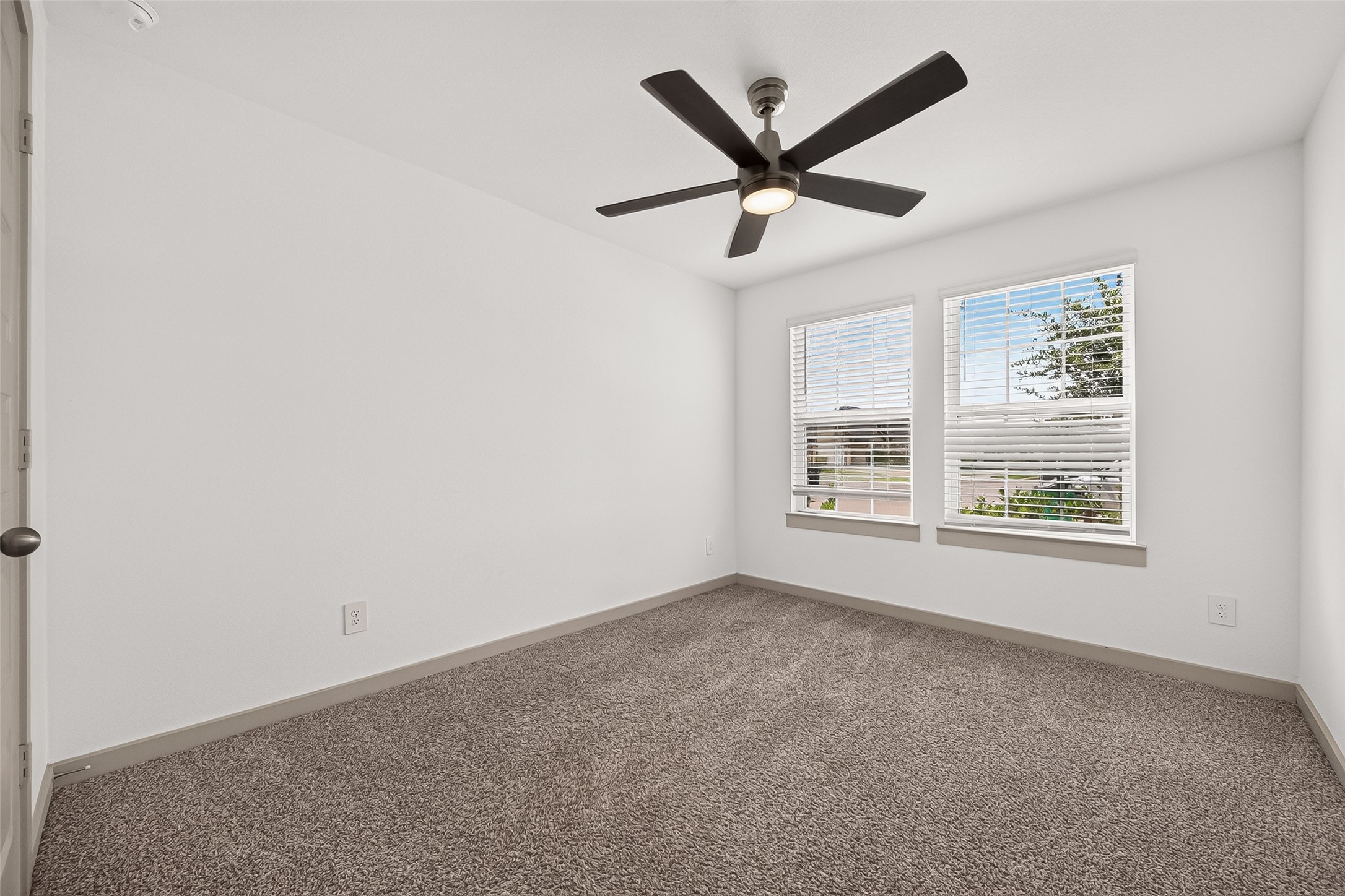 3939 Hordley Terrace Trail Property Photo 34