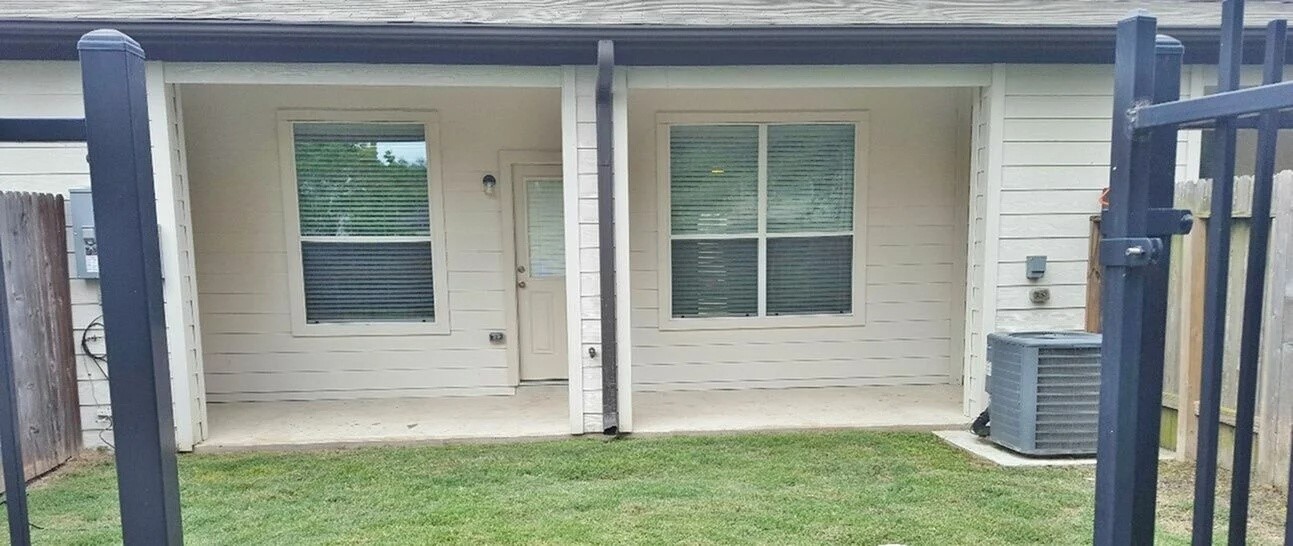 6239 Brenwood Circle Property Photo 3