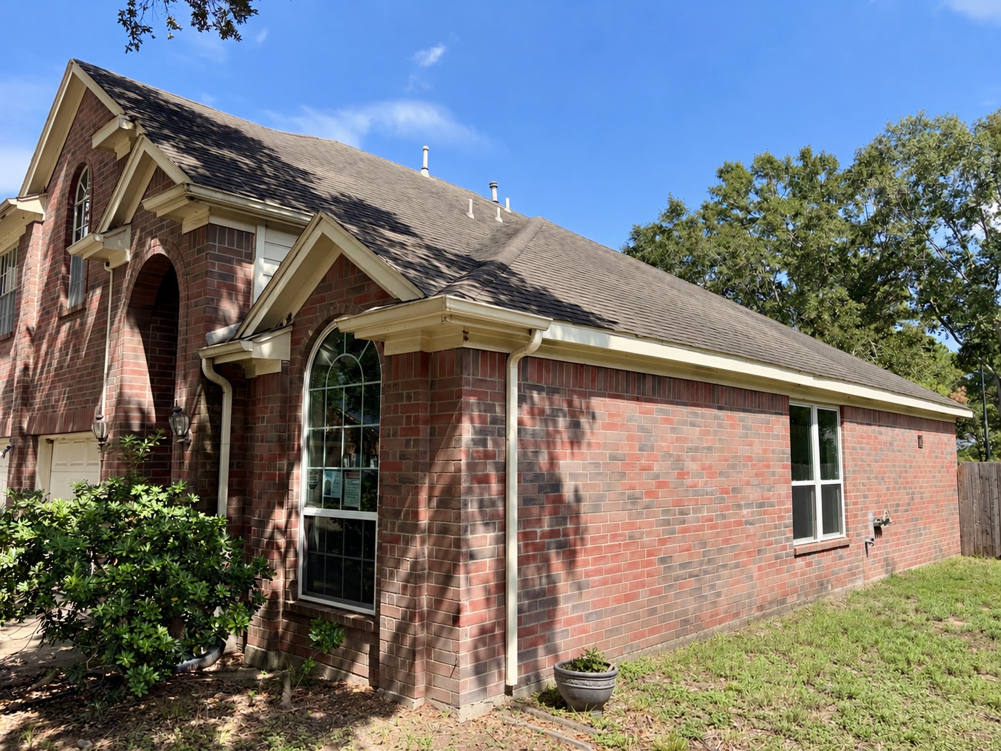 6203 Faulkner Ridge Drive Property Photo 3