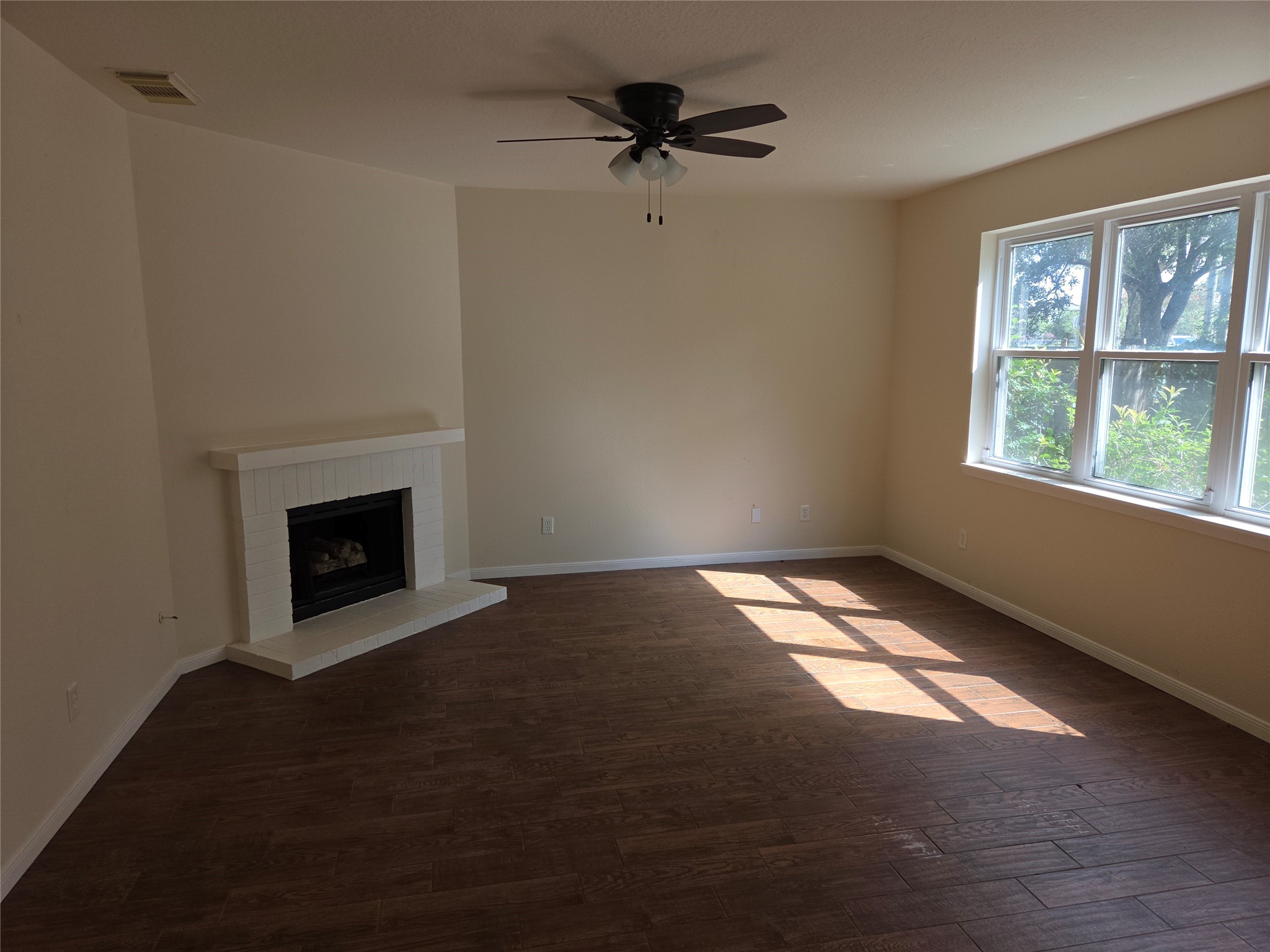 6203 Faulkner Ridge Drive Property Photo 10