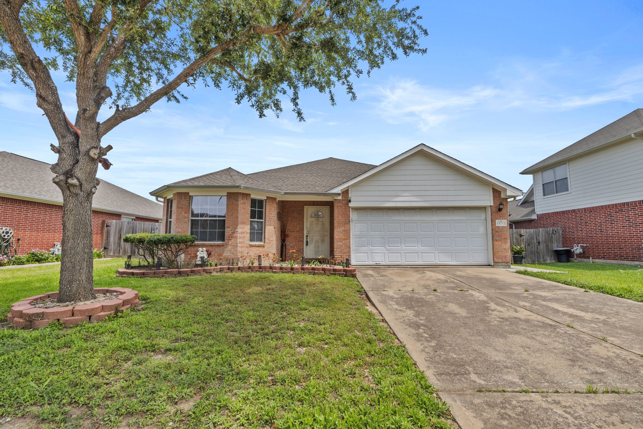 13722 Branford Greens Drive Property Photo 1