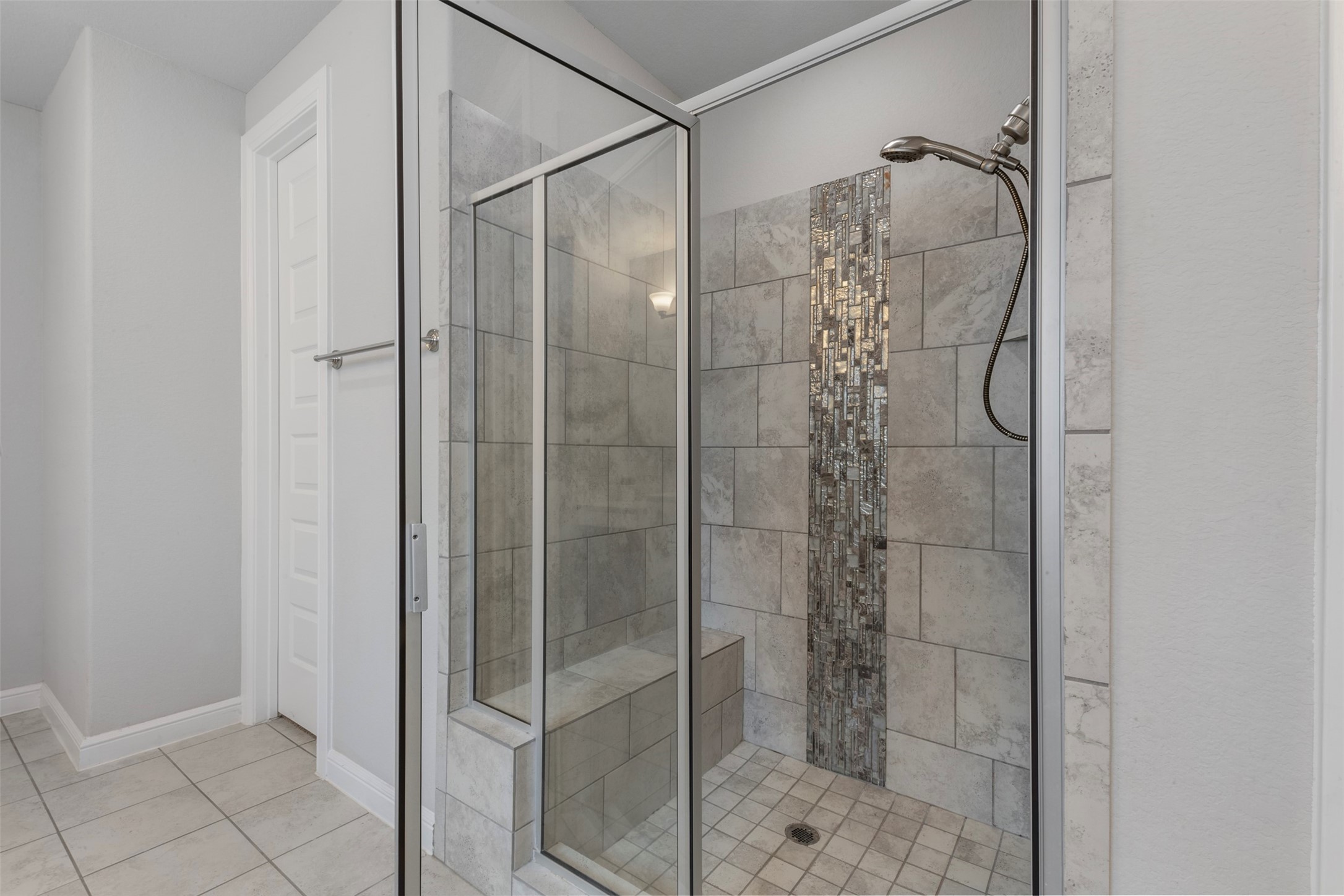 2112 Nogalas Lane Property Photo 26