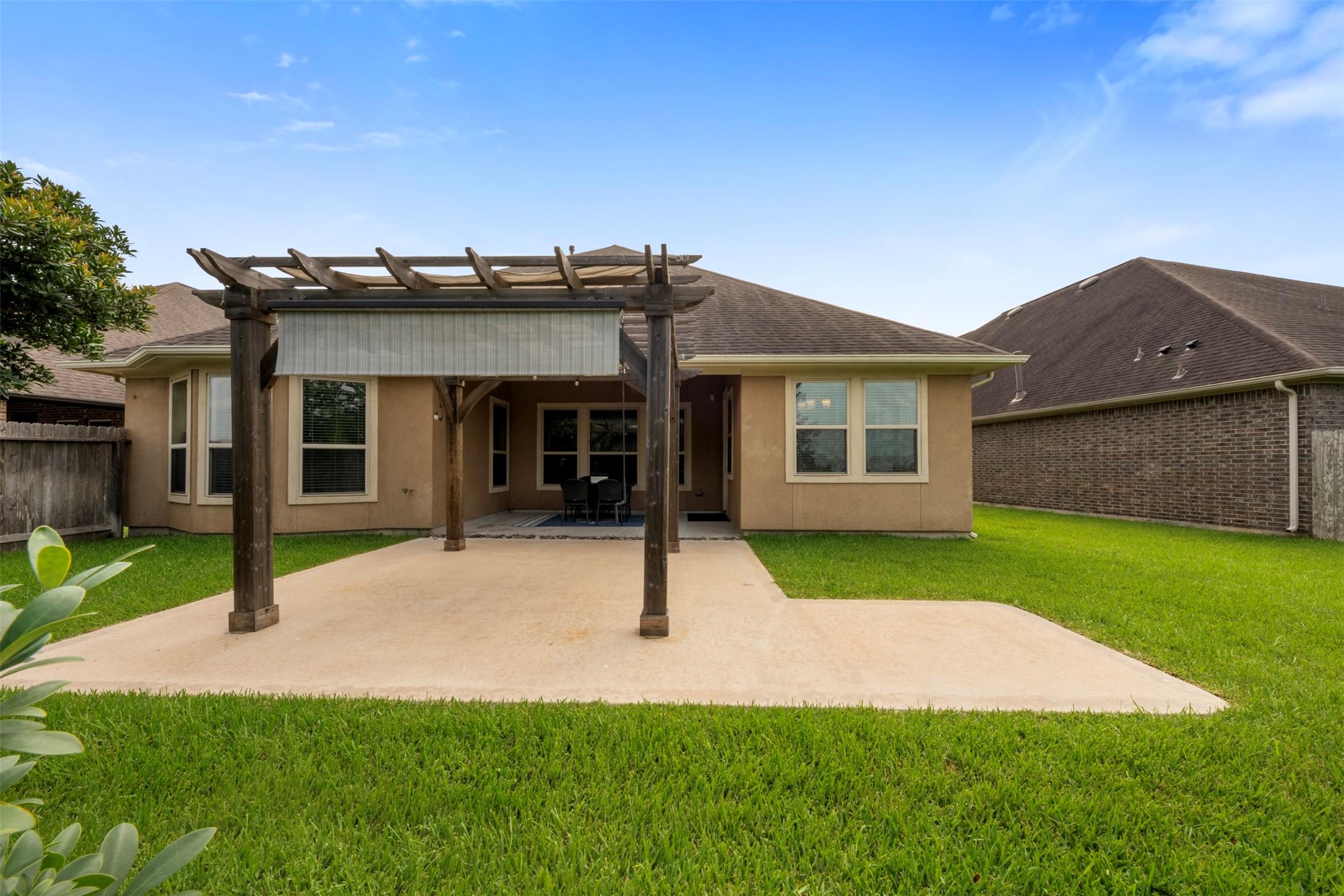 2112 Nogalas Lane Property Photo 39