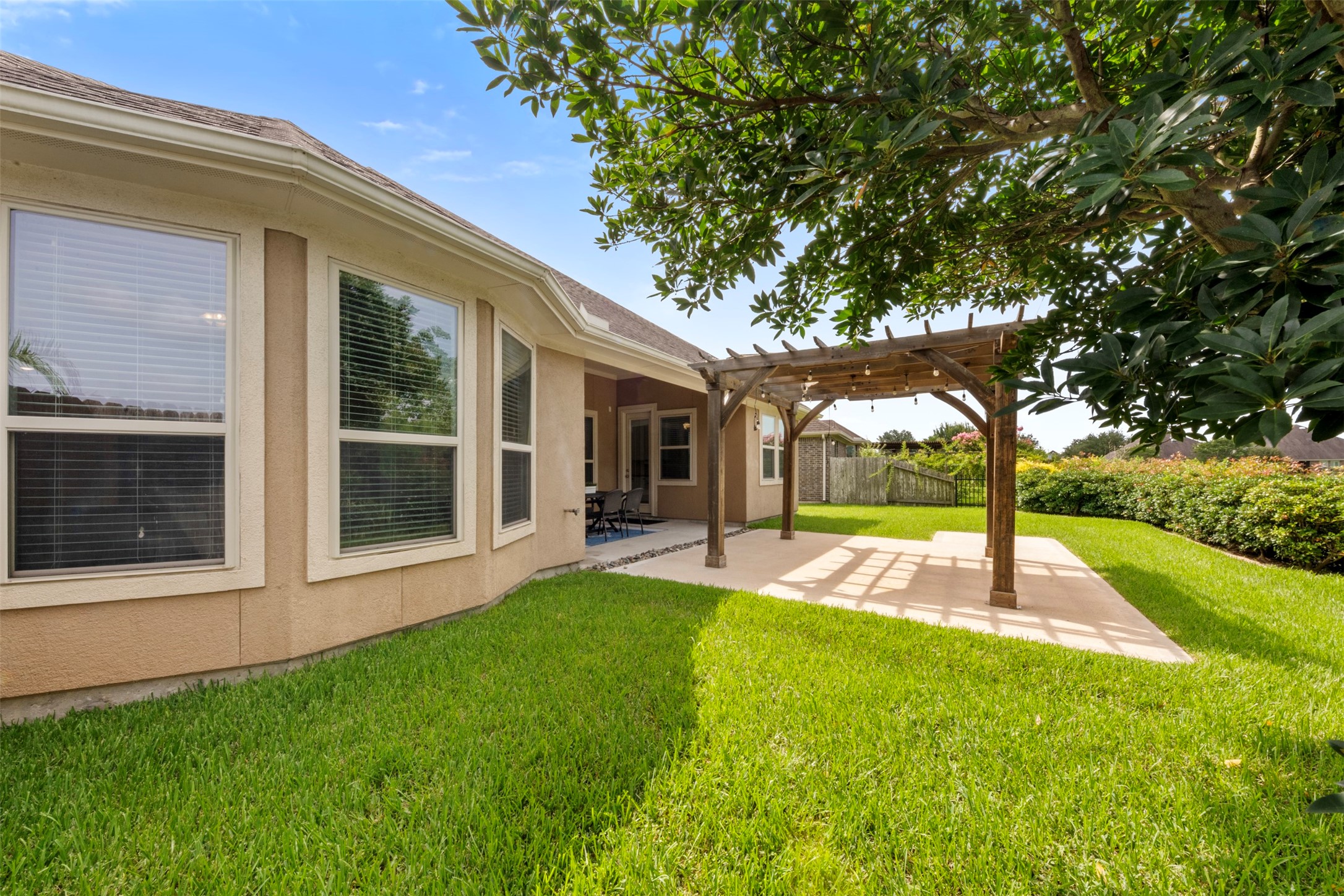 2112 Nogalas Lane Property Photo 40