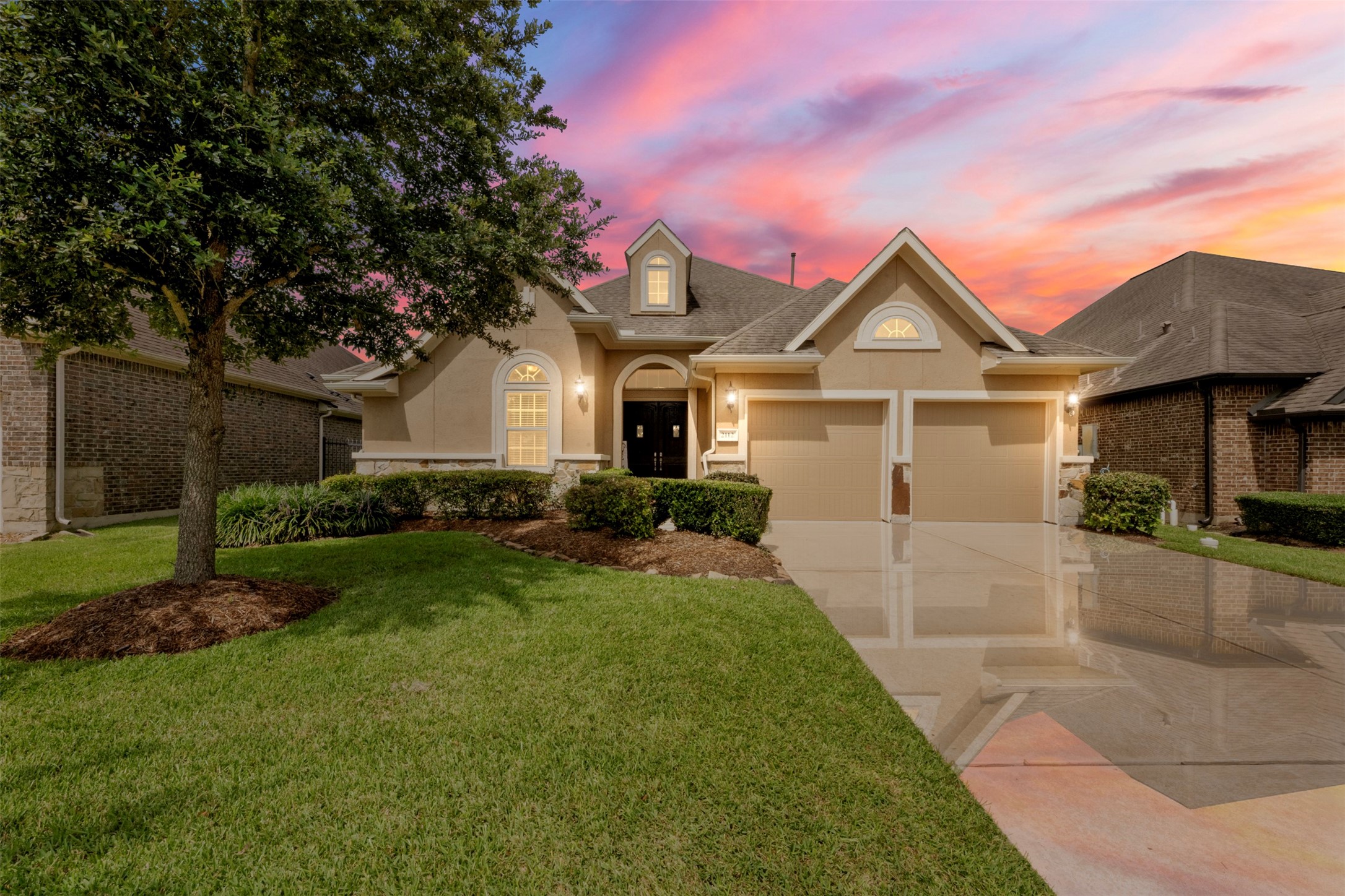 2112 Nogalas Lane Property Photo 42