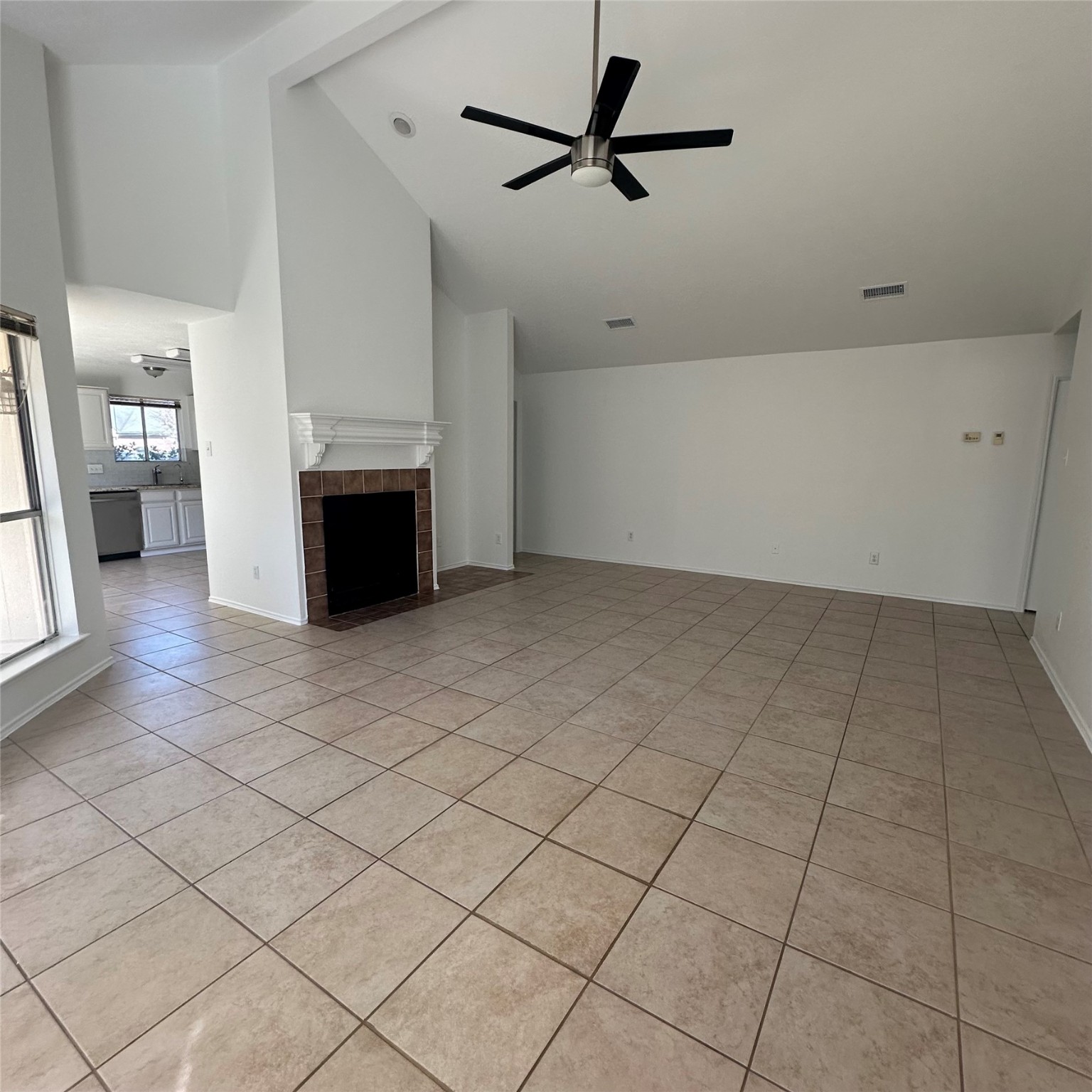 13134 Worthington Street Property Photo 7