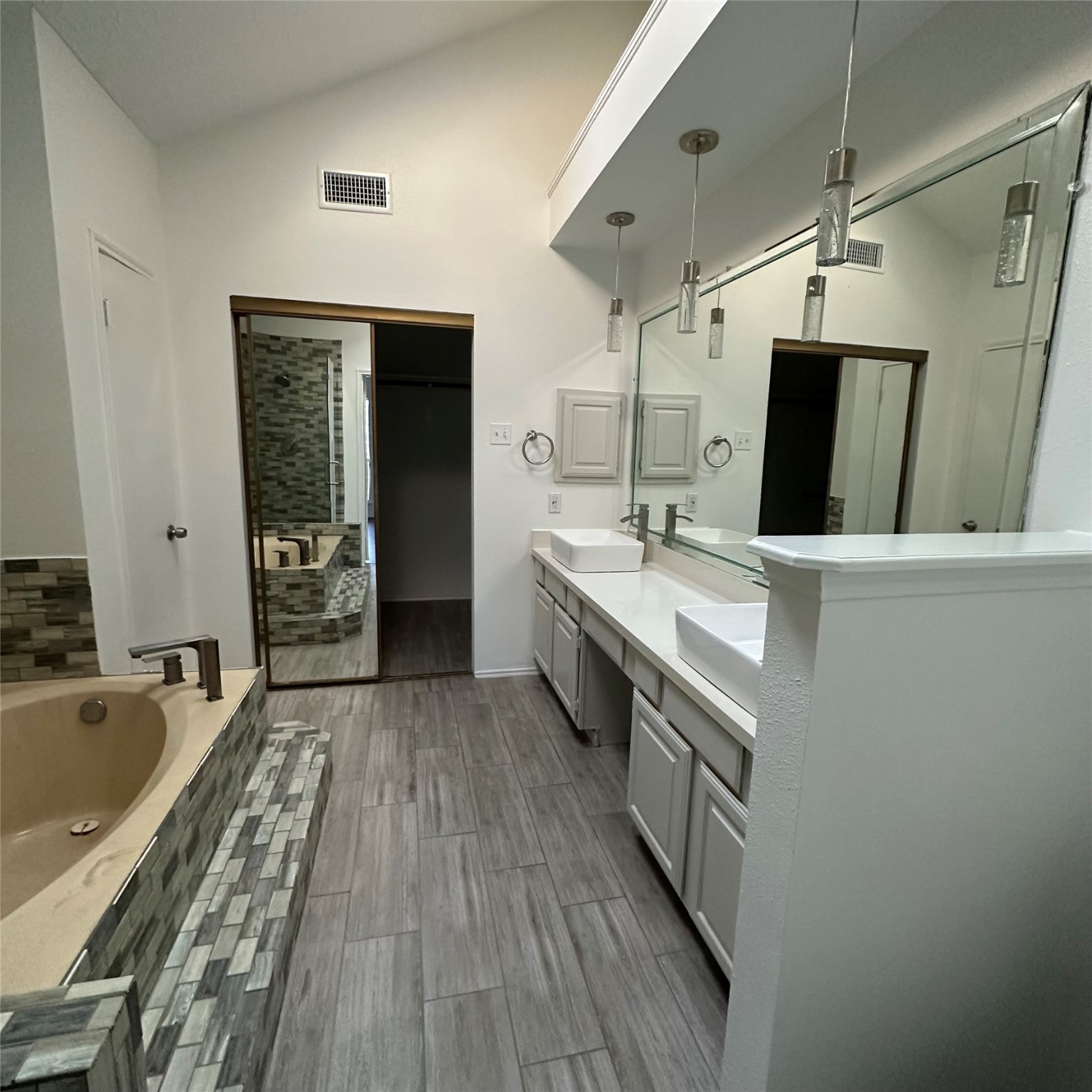 13134 Worthington Street Property Photo 11
