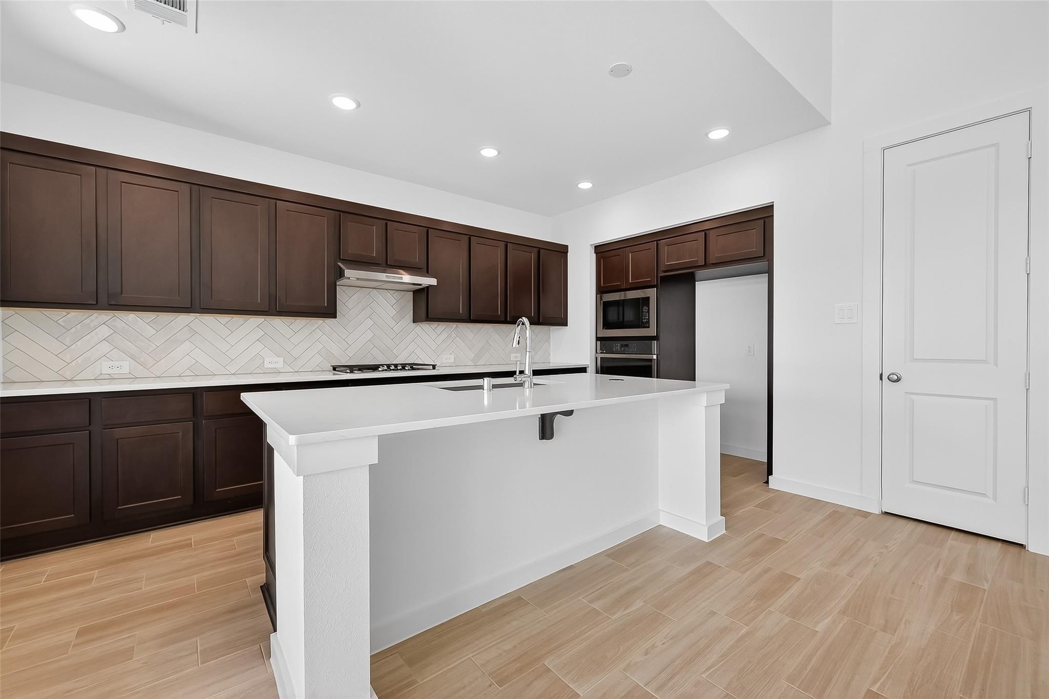 3222 Kindred Way Property Photo 15
