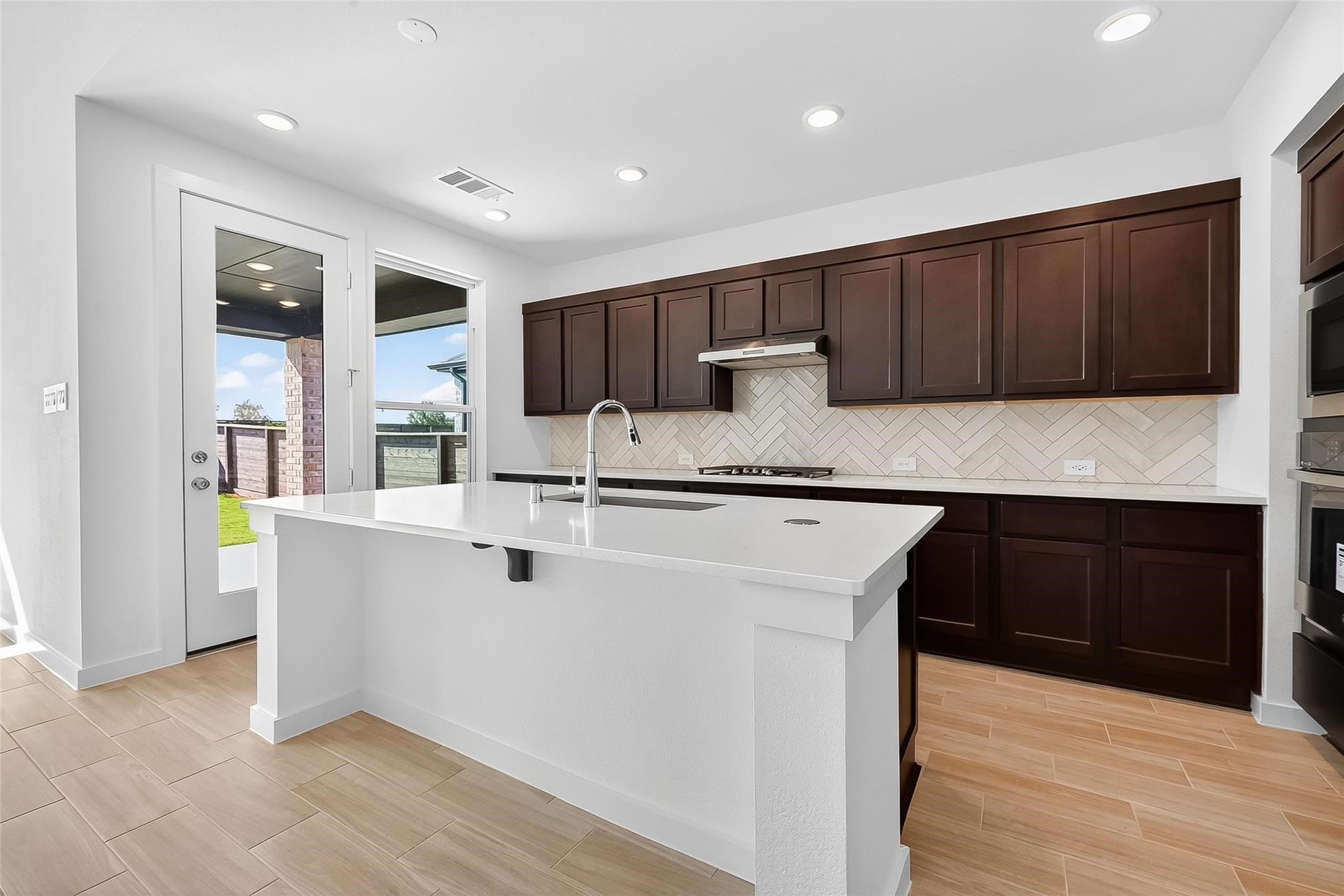 3222 Kindred Way Property Photo 16