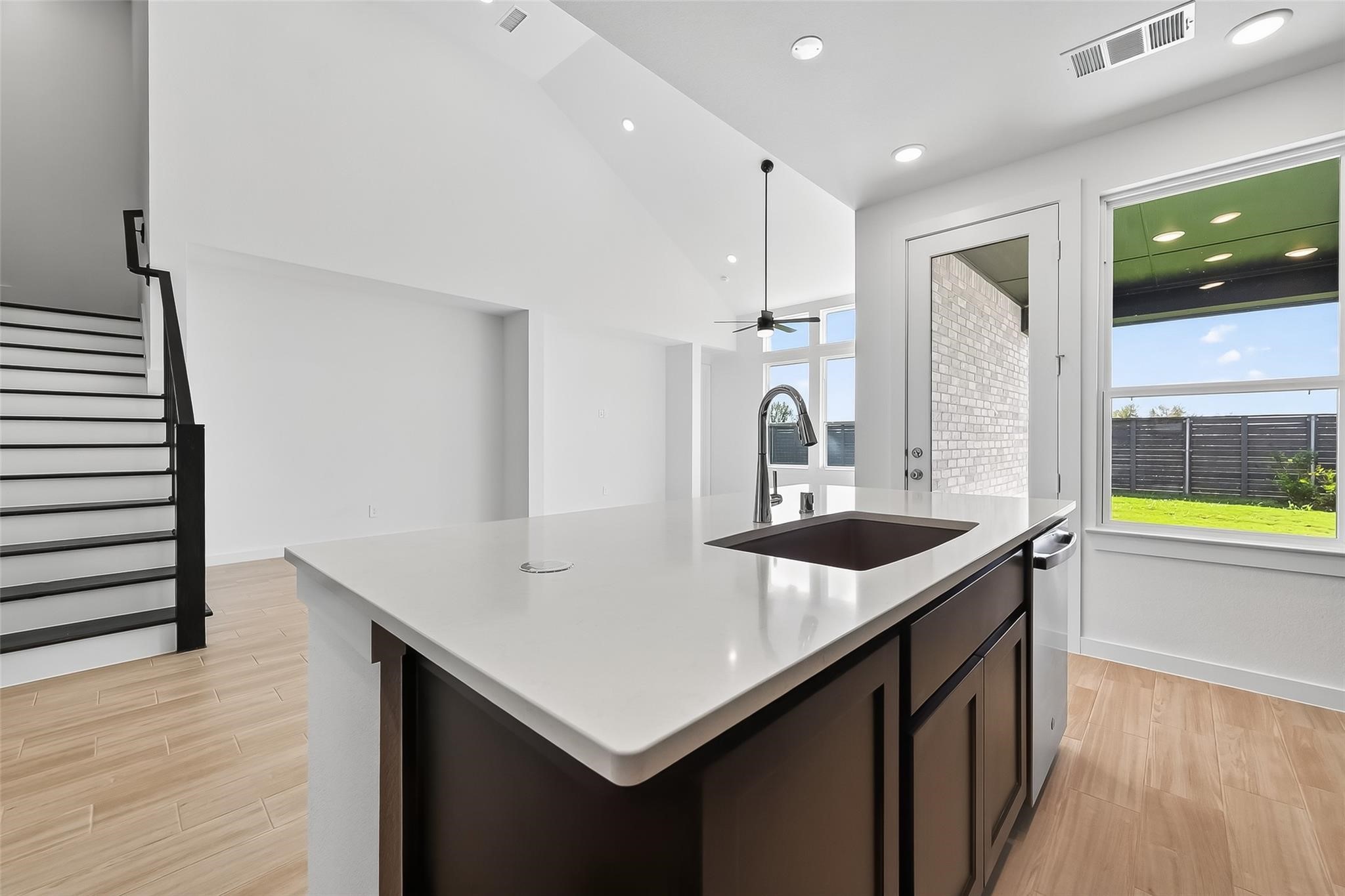 3222 Kindred Way Property Photo 18