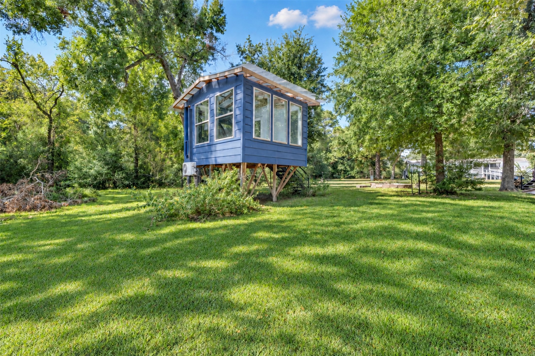 20403 Angeli Drive Property Photo 44