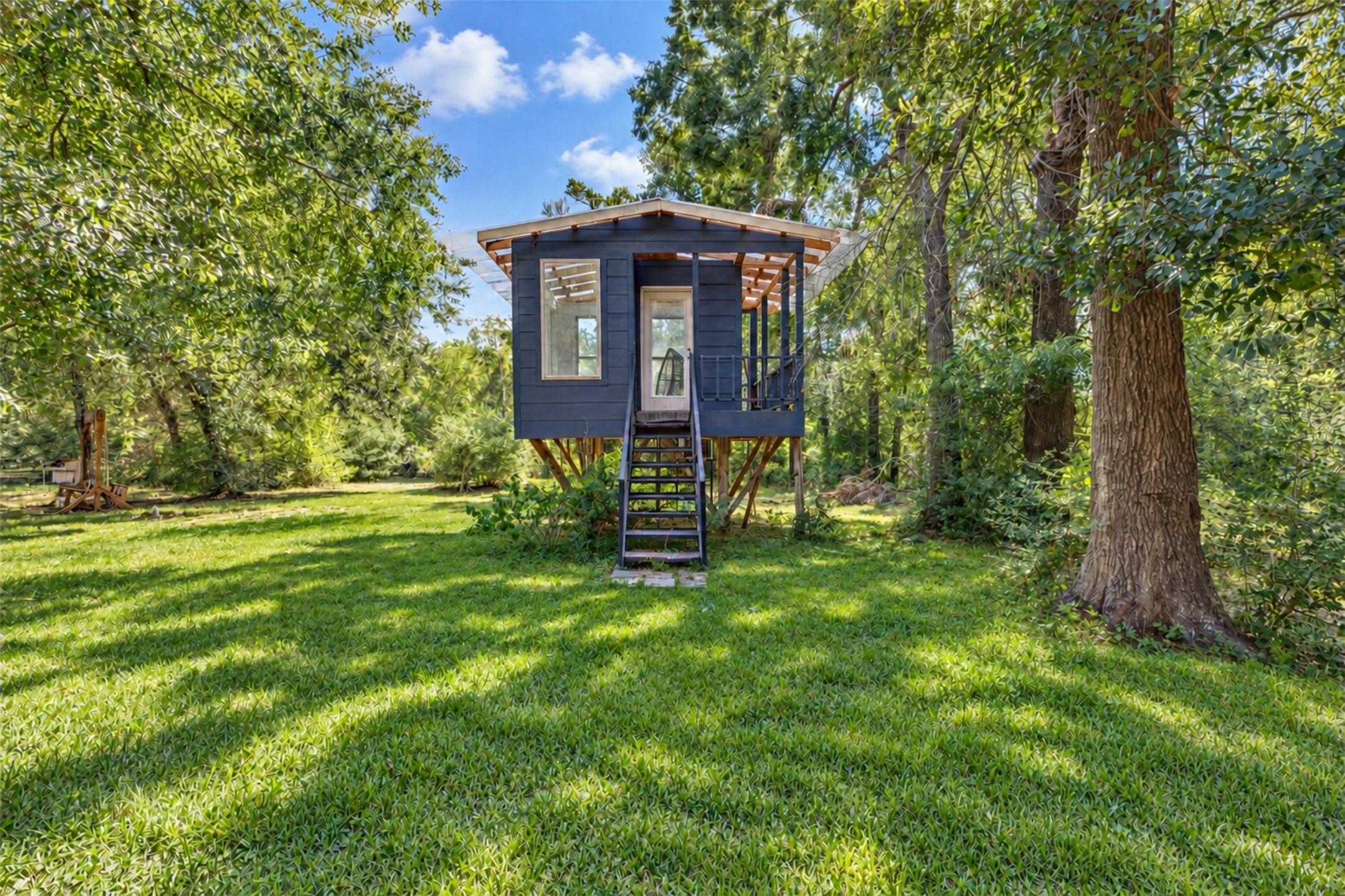 20403 Angeli Drive Property Photo 45