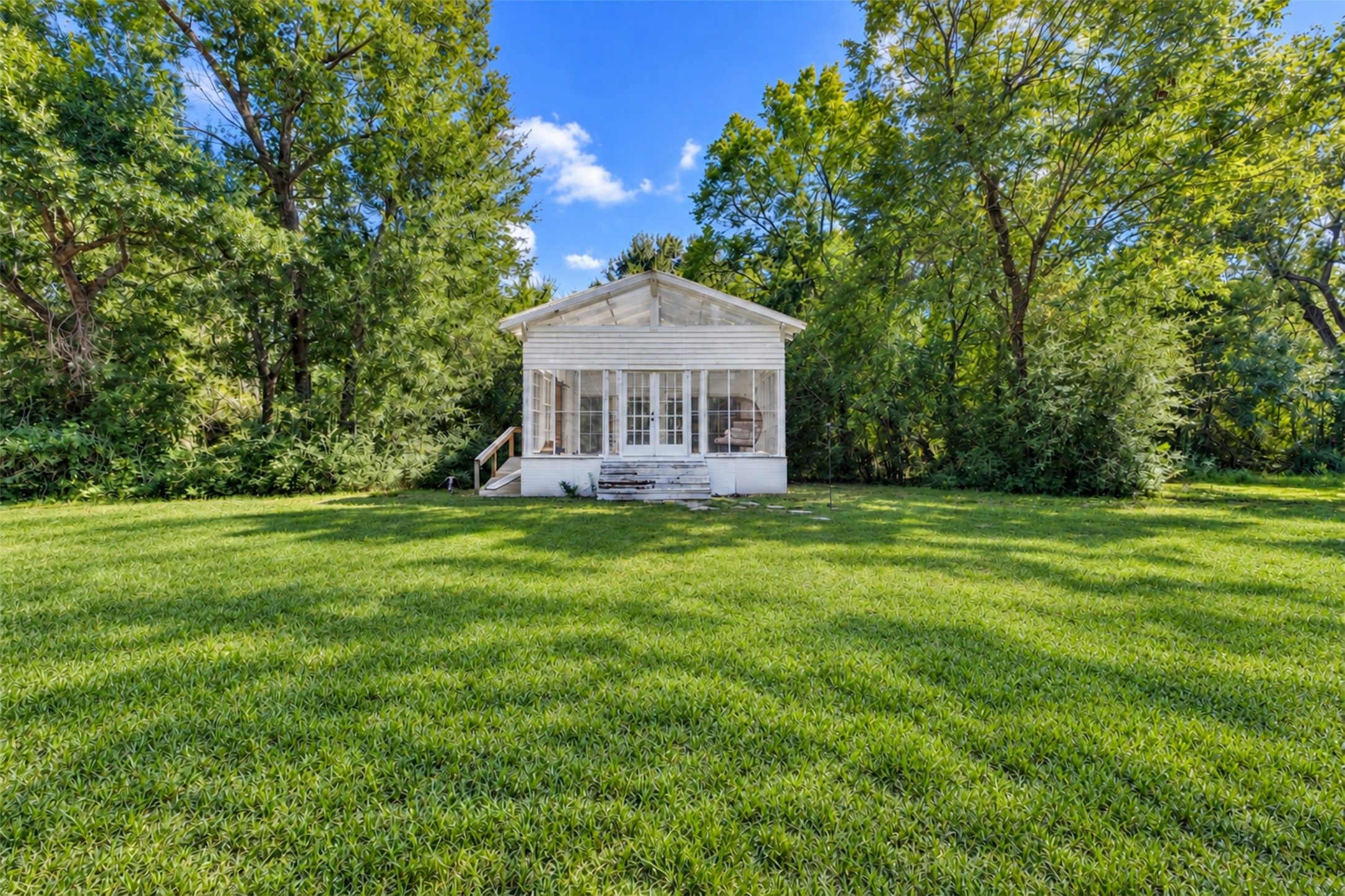 20403 Angeli Drive Property Photo 46