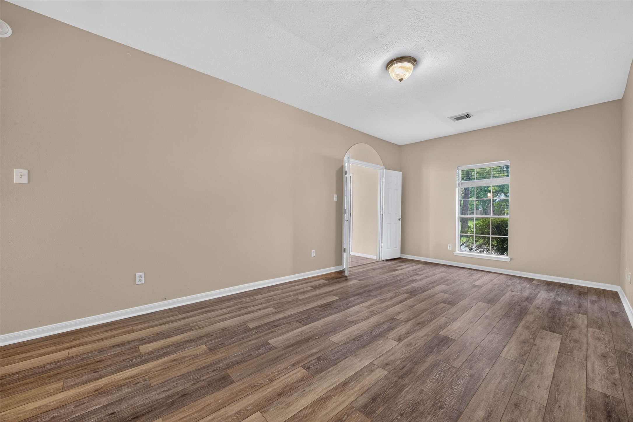 2314 Avery Park Drive Property Photo 21