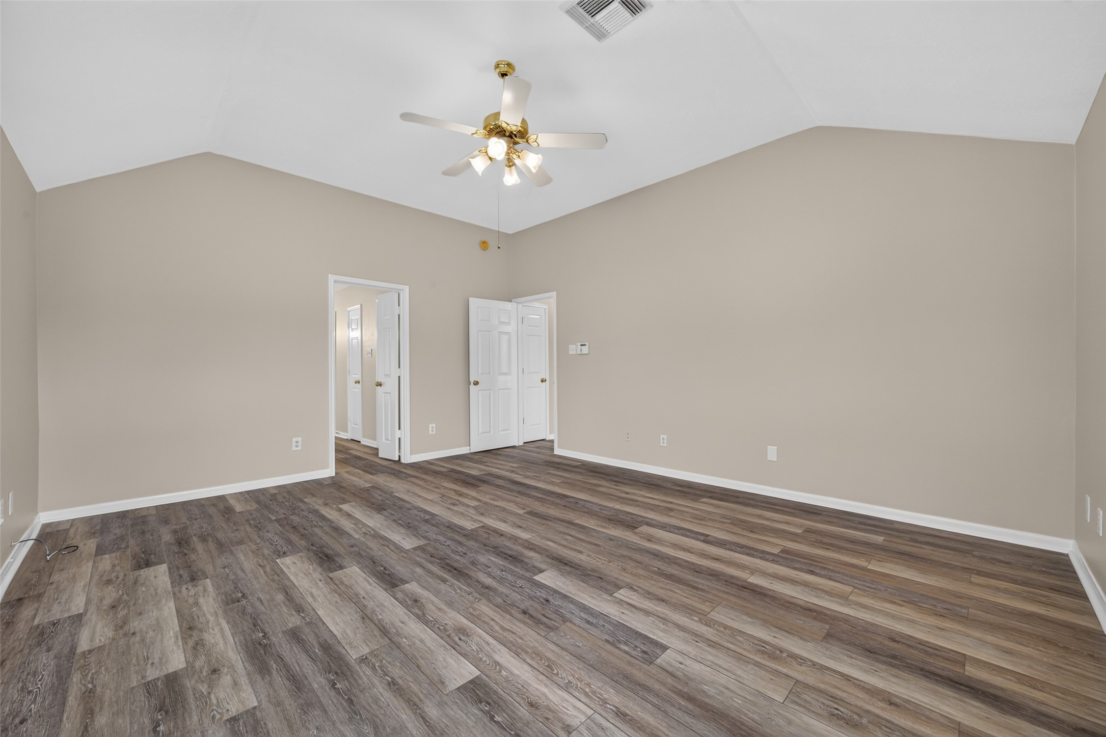 2314 Avery Park Drive Property Photo 27