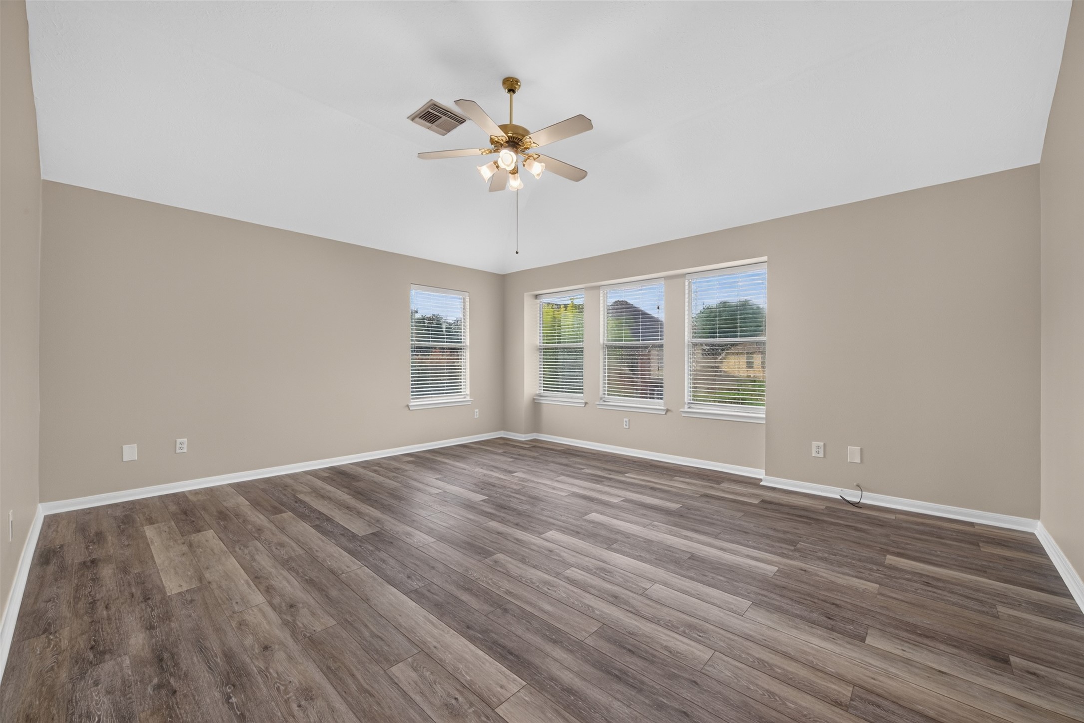 2314 Avery Park Drive Property Photo 29