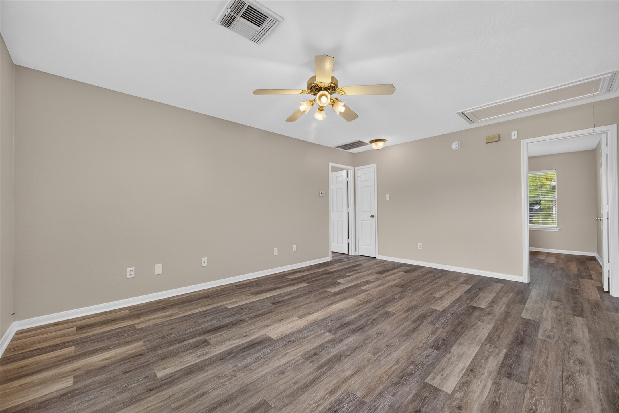 2314 Avery Park Drive Property Photo 37
