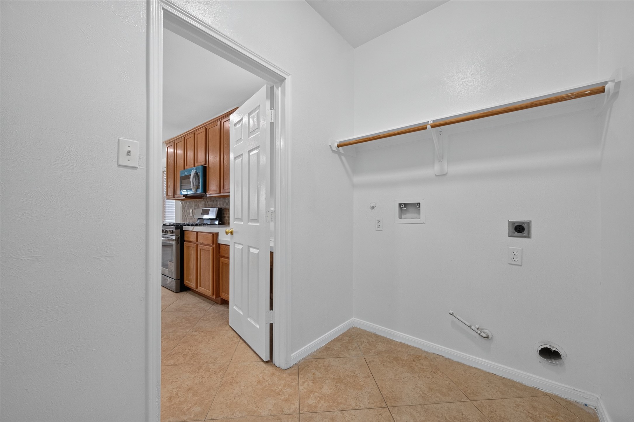 2314 Avery Park Drive Property Photo 46