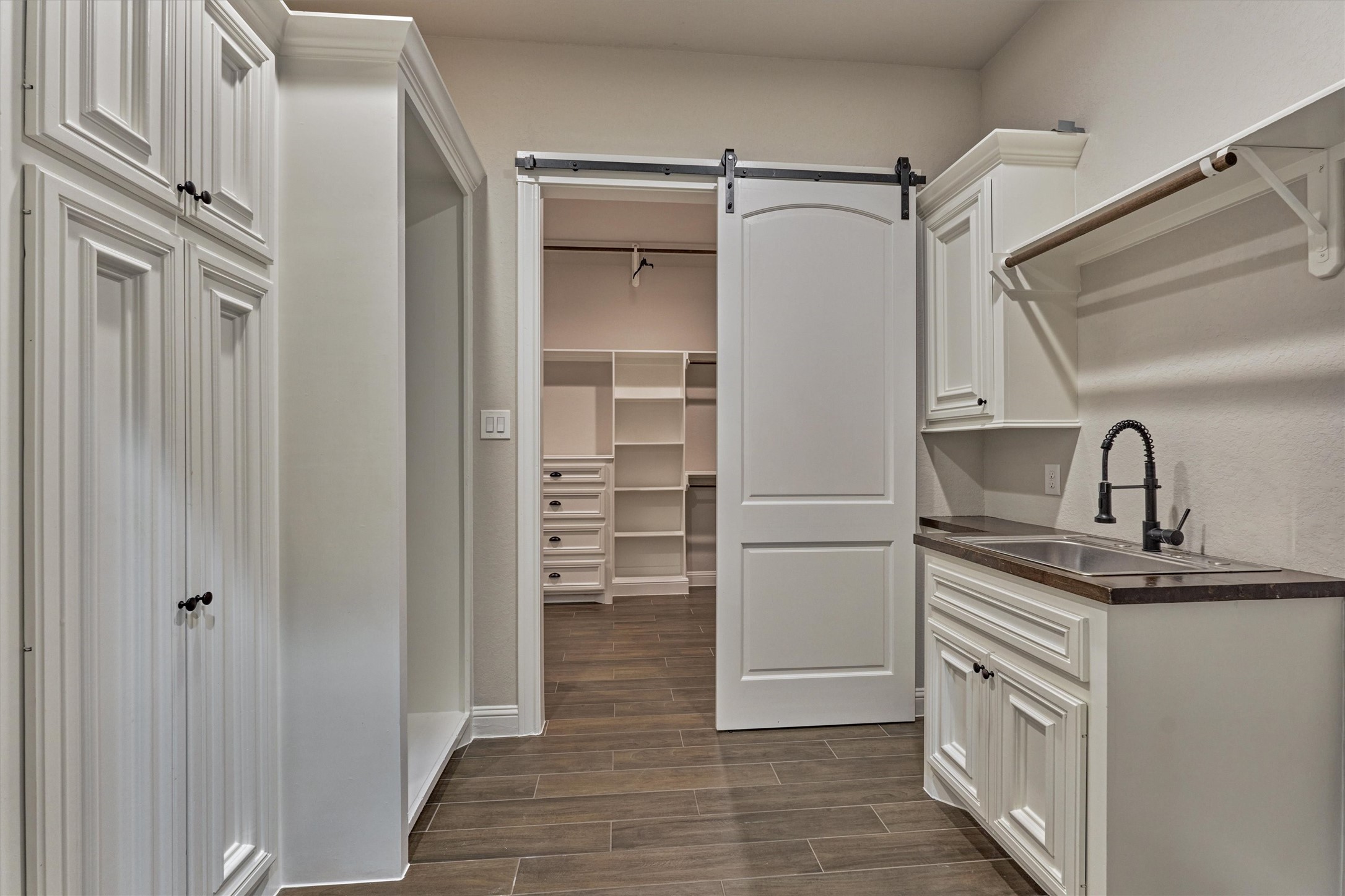 11618 Renaissance Drive Property Photo 22