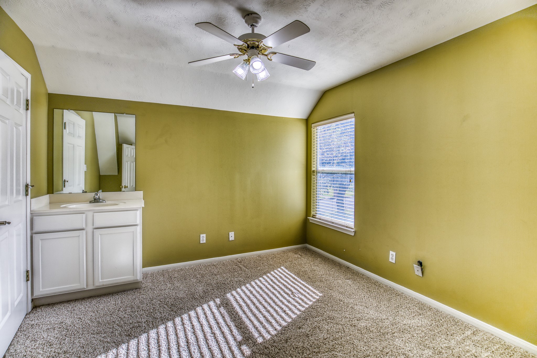 2706 Victory Lane Property Photo 29