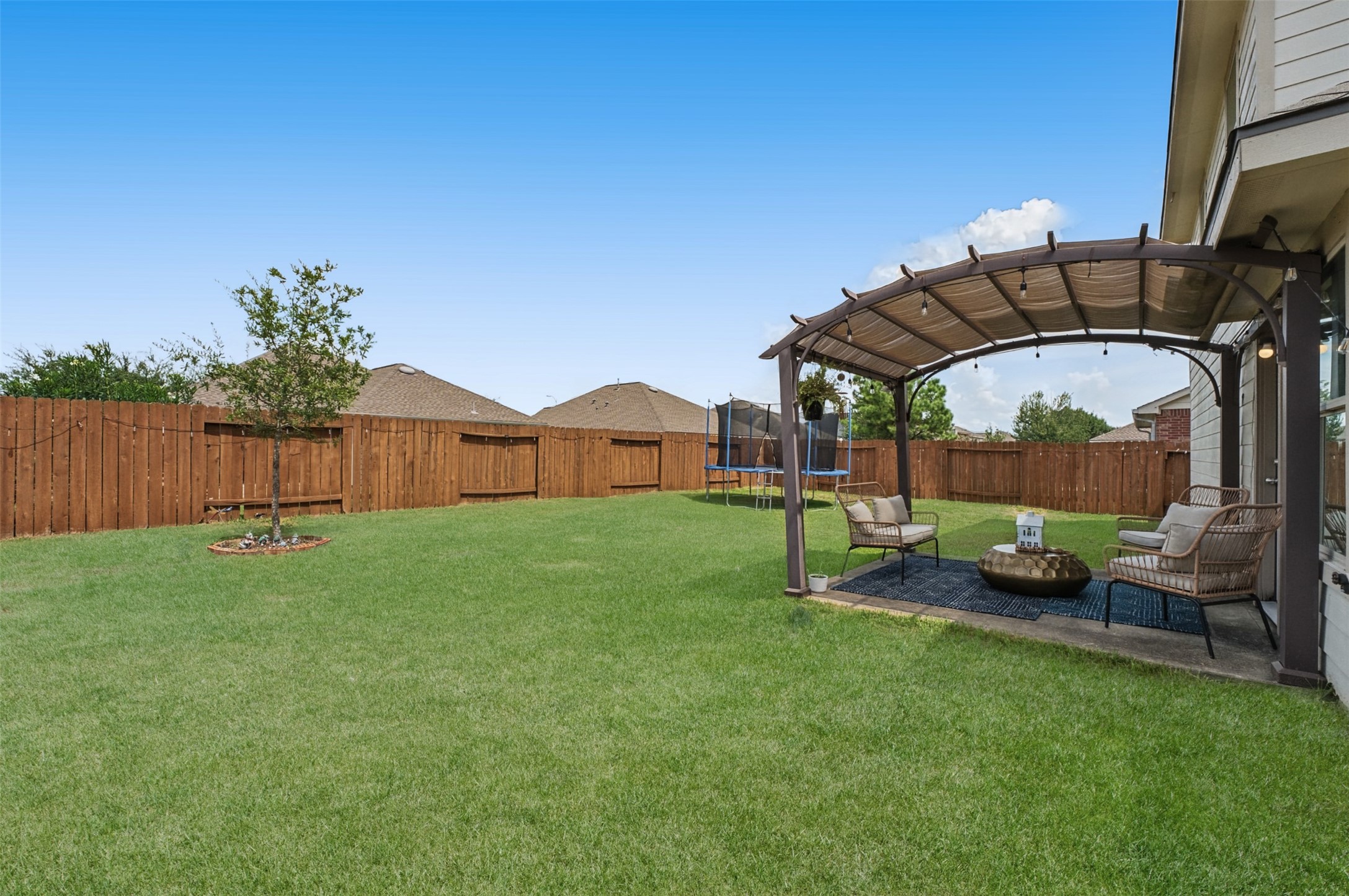 8742 Sunny Gallop Drive Property Photo 36