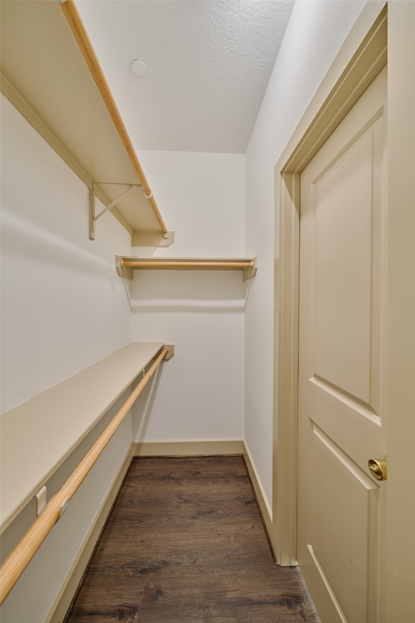 2422 Navigation Boulevard E Property Photo 24