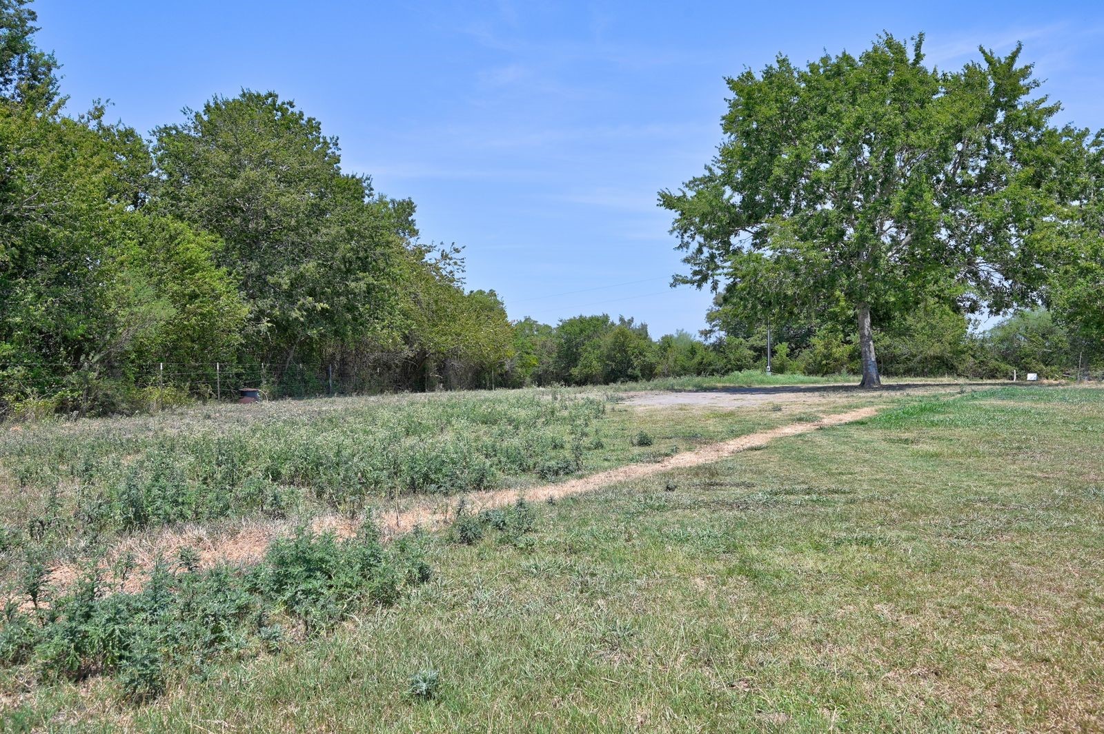 19100 Pickens Property Photo 15