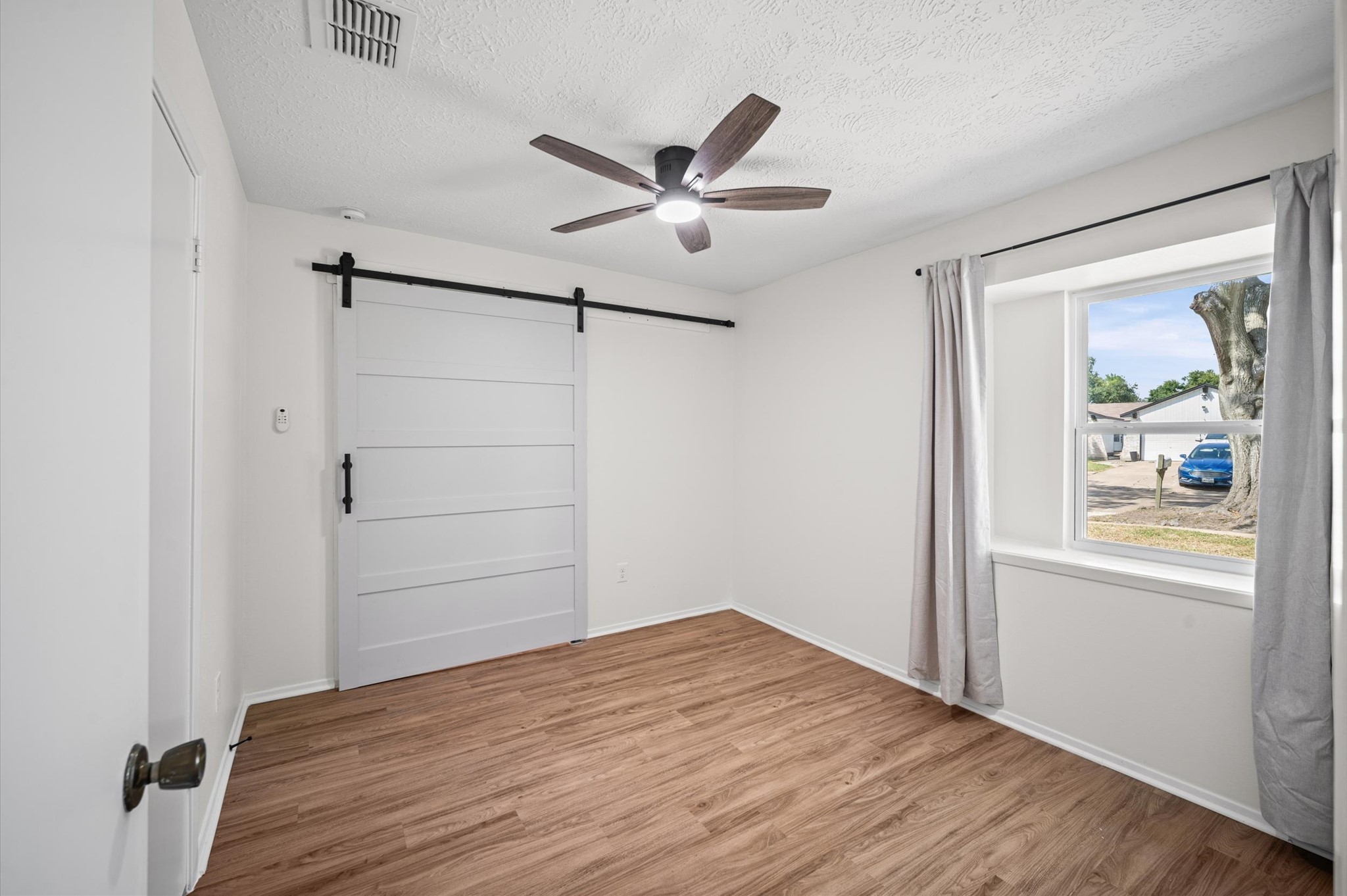 13711 Cologne Drive Property Photo 19