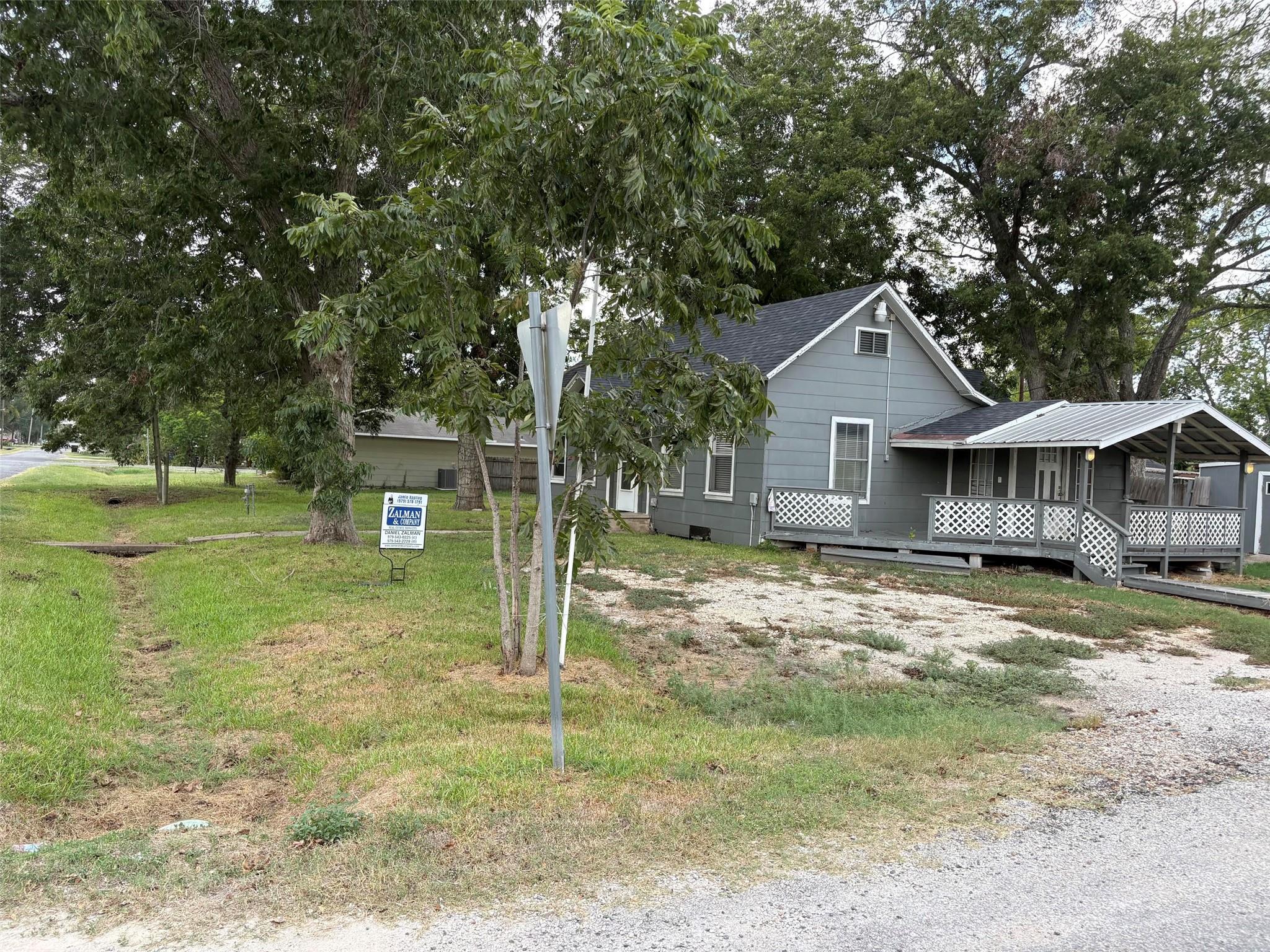 802 2nd Street, Louise Tx 77455 Property Photo 4