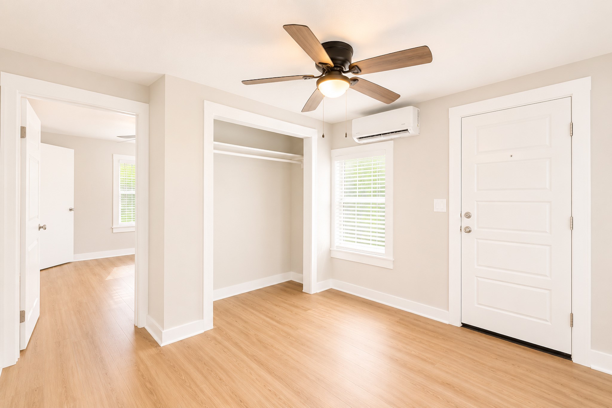 513 Avenue I Property Photo 14