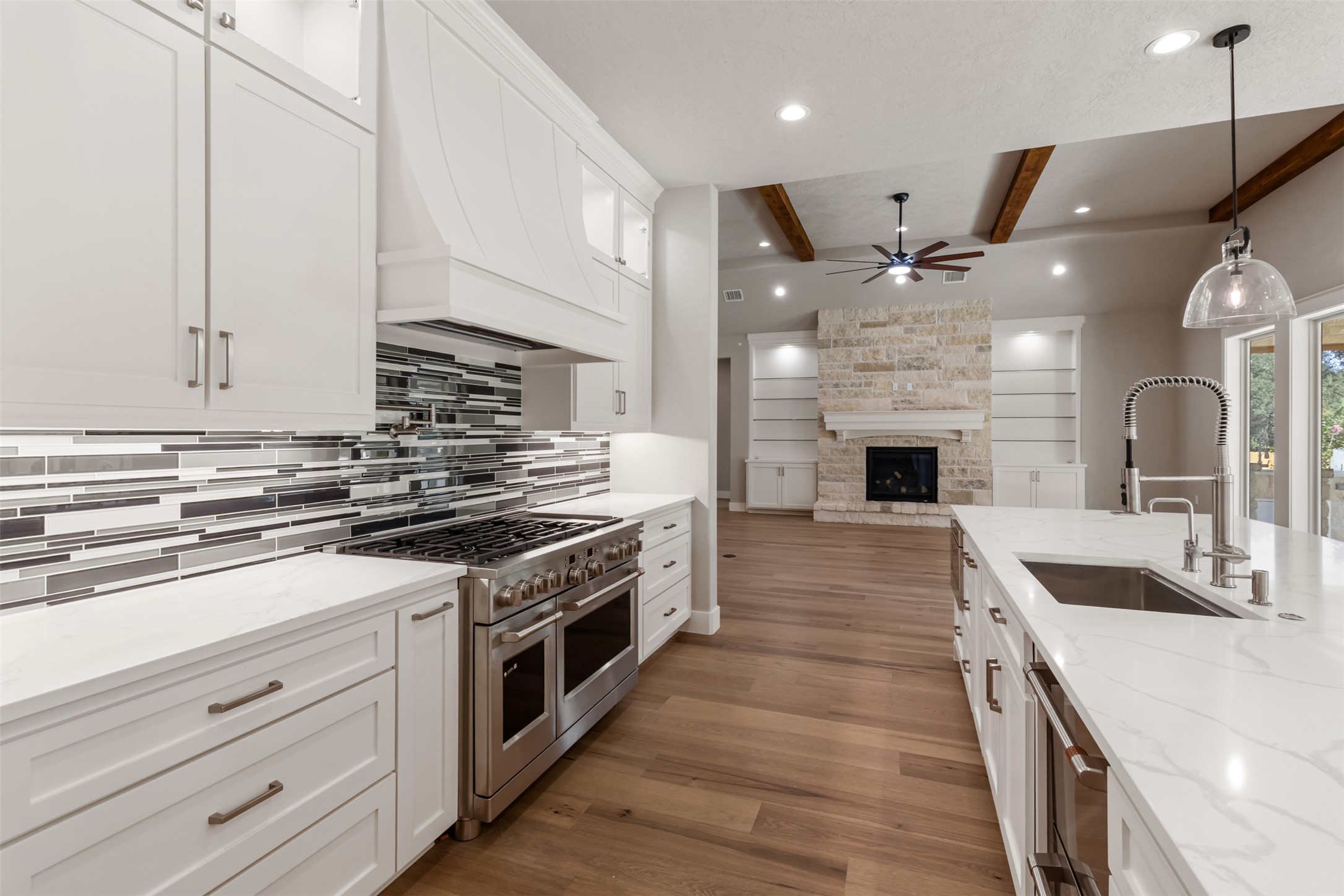 4712 Foxglove Court Property Photo 10