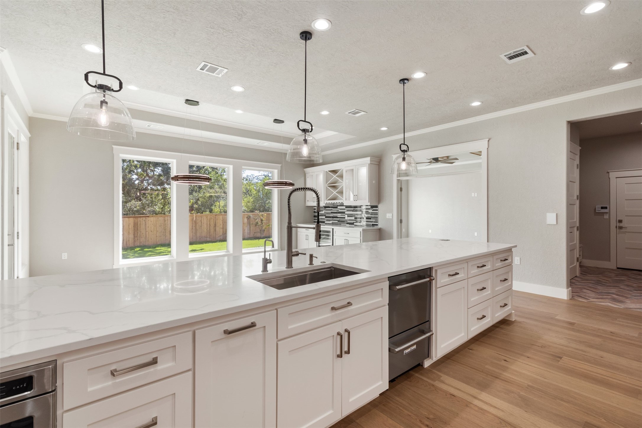 4712 Foxglove Court Property Photo 11