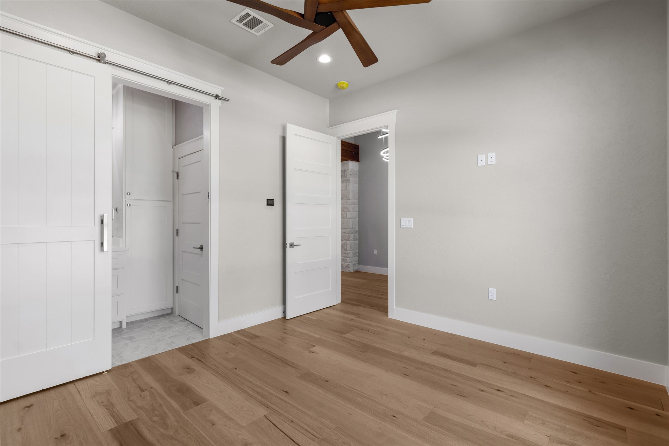 4712 Foxglove Court Property Photo 26