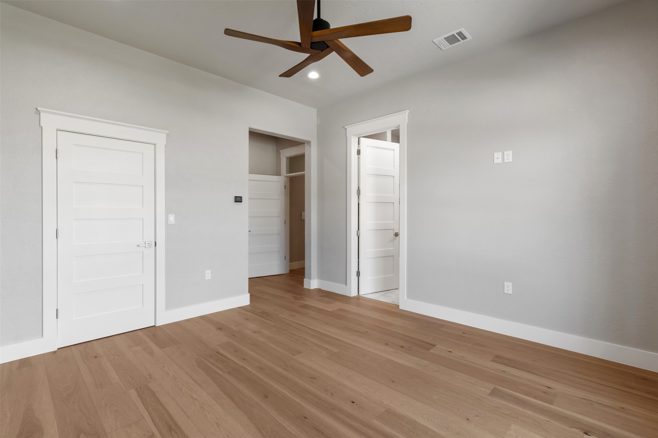 4712 Foxglove Court Property Photo 34
