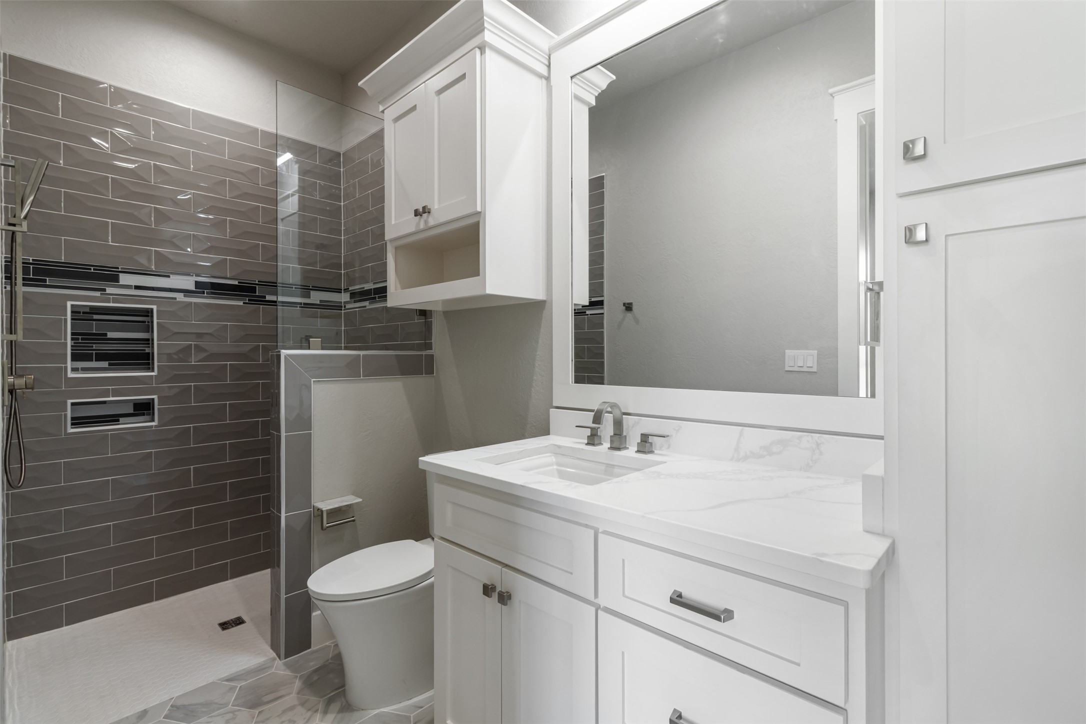 4712 Foxglove Court Property Photo 35