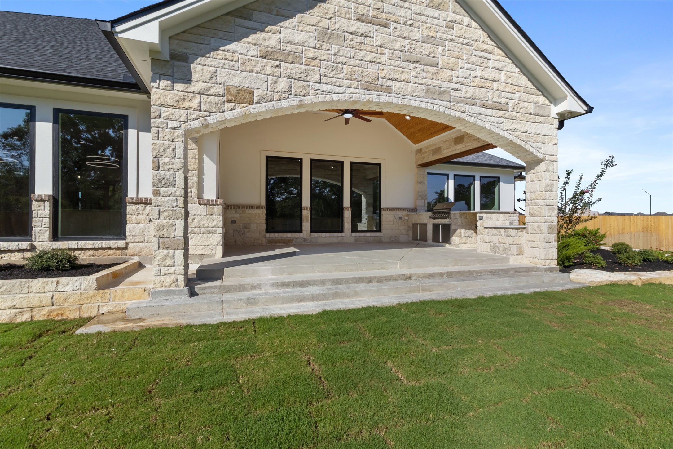 4712 Foxglove Court Property Photo 44