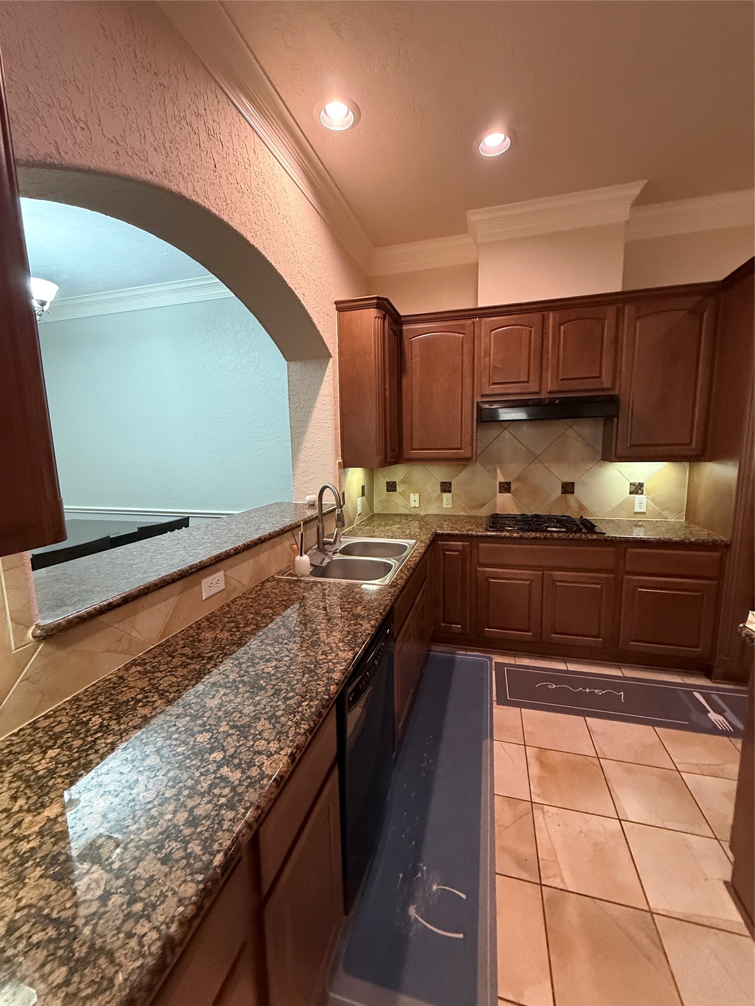 2946 Royal Oaks Crest Property Photo 13