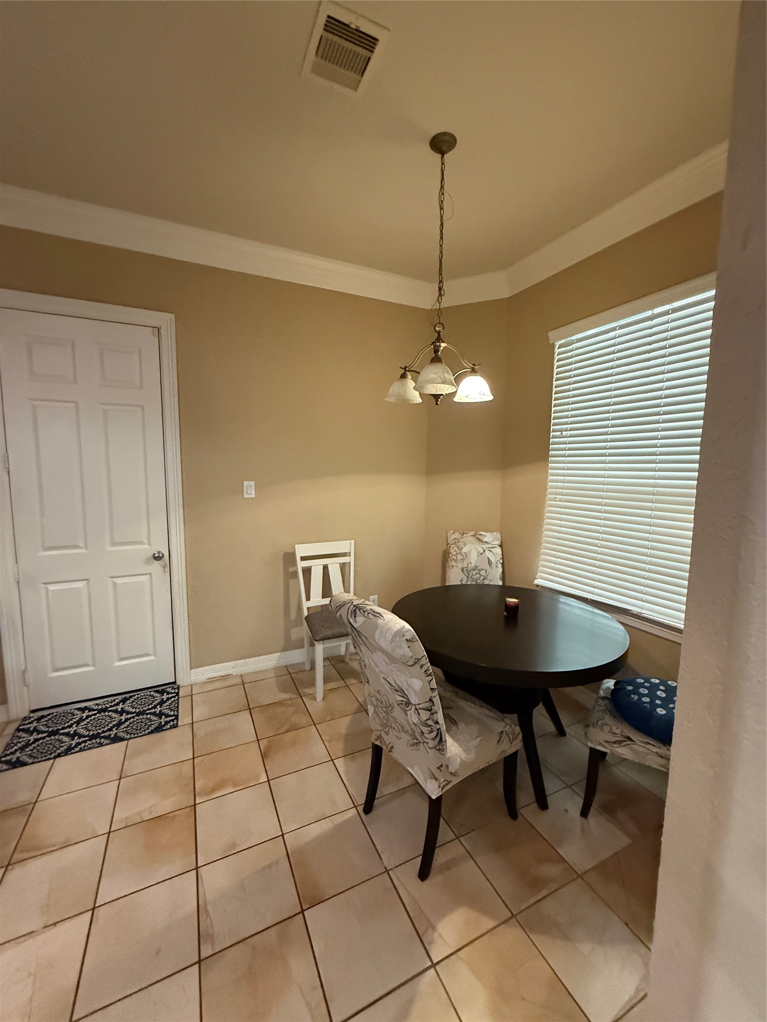 2946 Royal Oaks Crest Property Photo 16